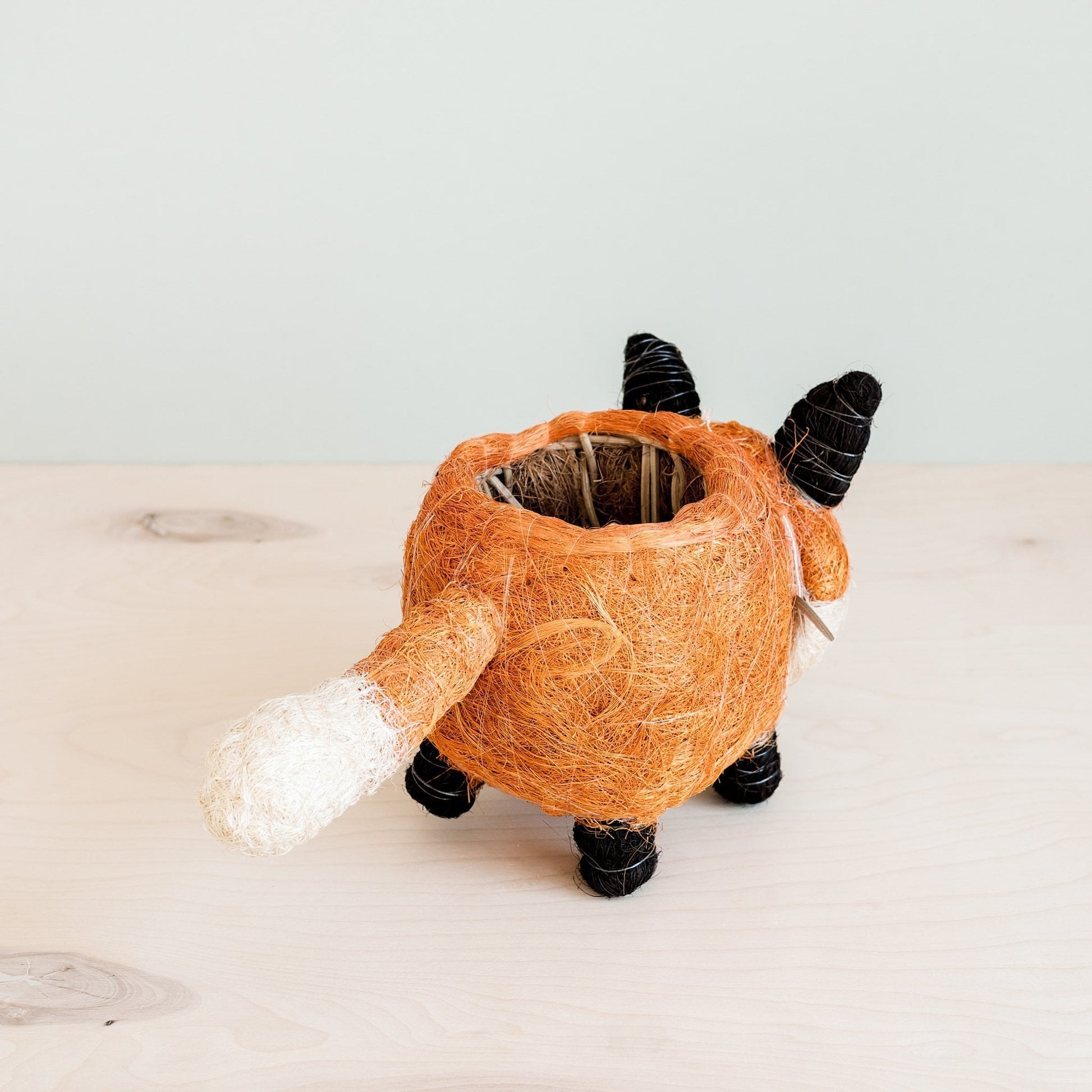Planters - Fox Planter - Coir Planters | LIKHÂ - LIKHÂ