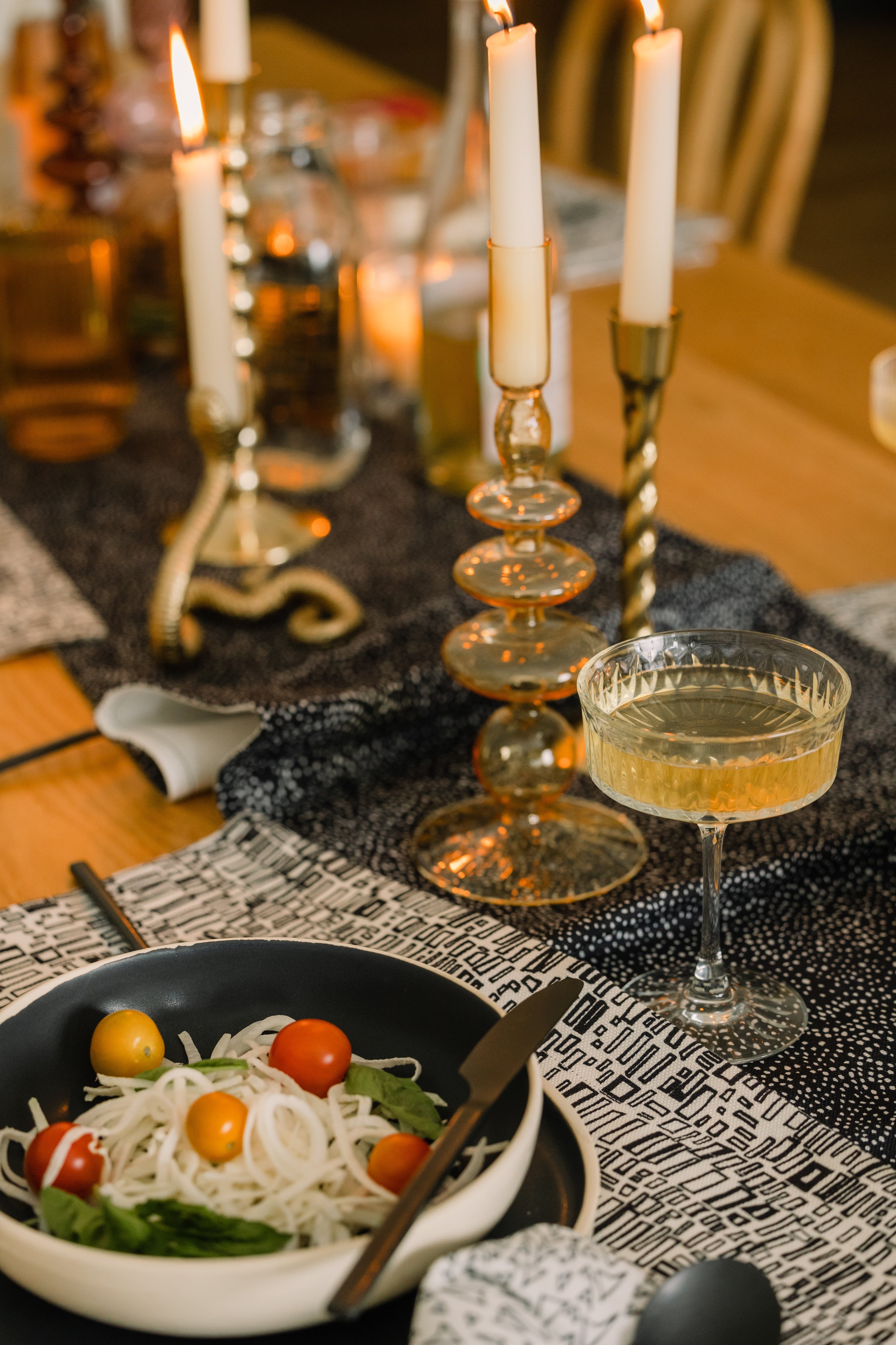 Palizada Table Runner in Constellation - Thumbnail 3