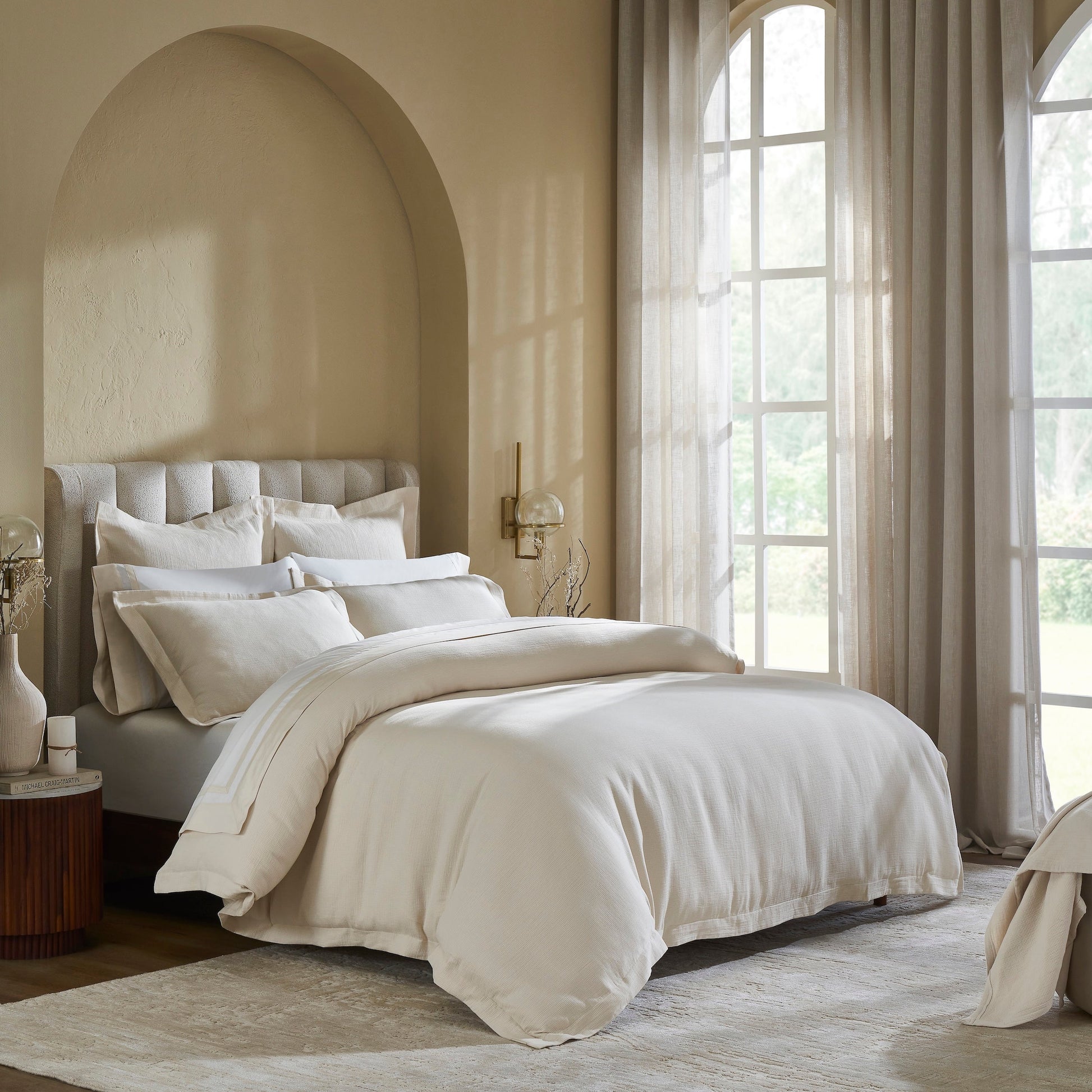 DT-068-9092_2|Luxurious cream textured duvet cover, soft woven bedding for an elegant modern bedroom, inviting and cozy, perfect neutral aesthetic.