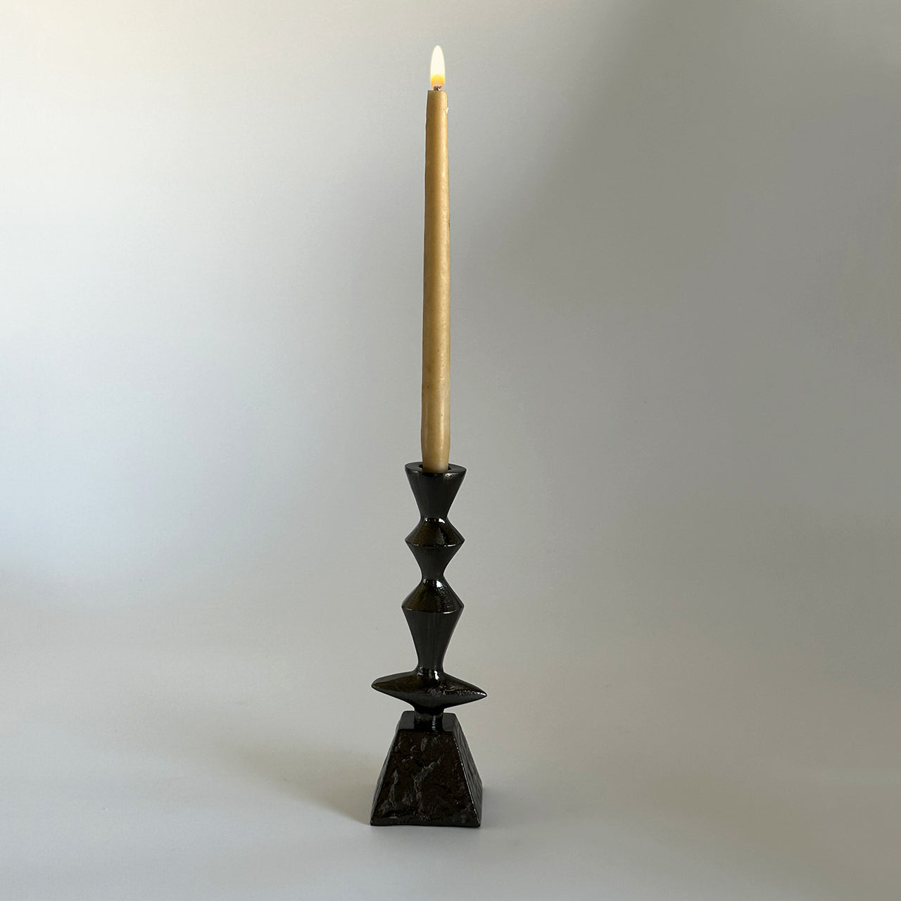Totem candleholder - Nima Oberoi Lunares 