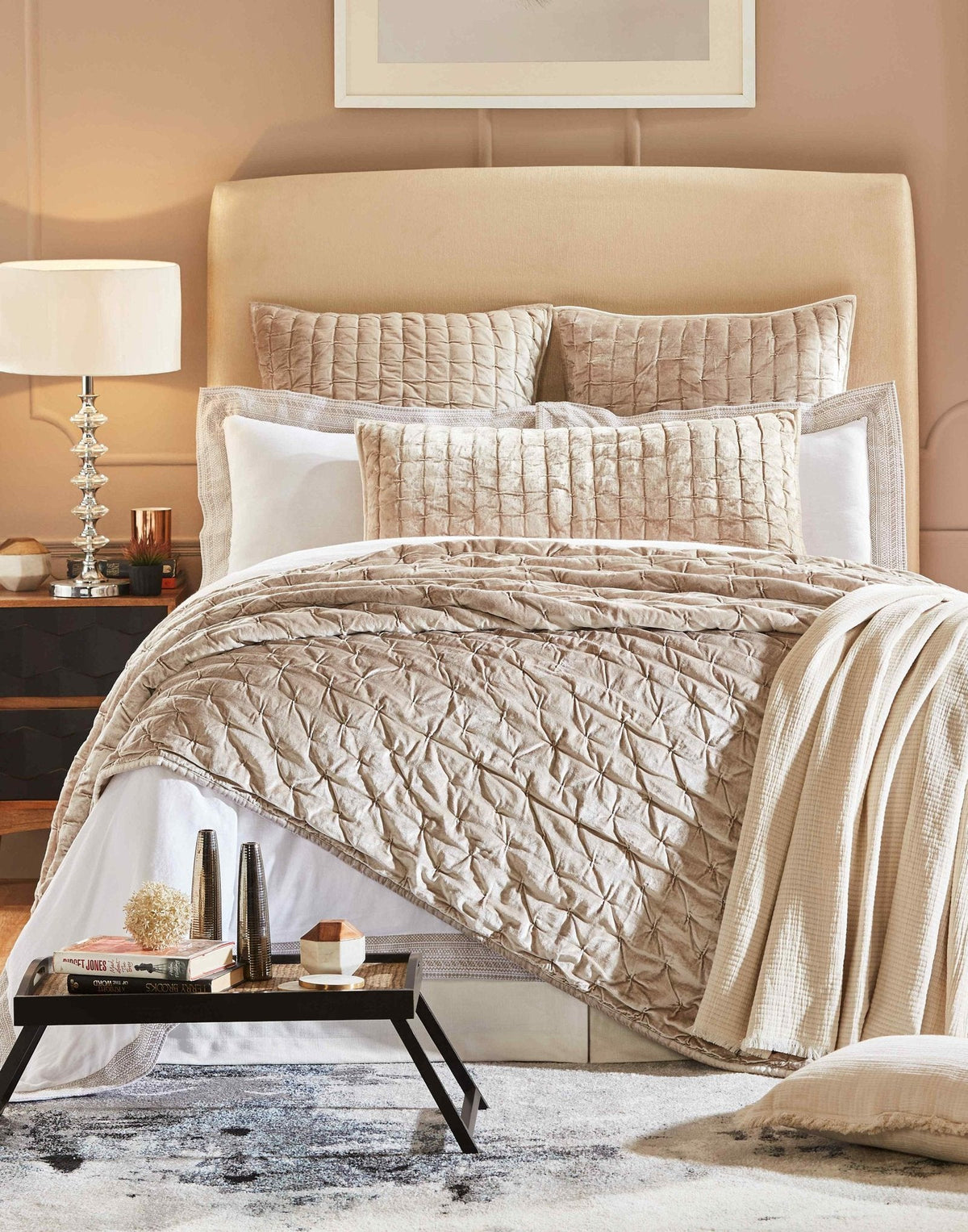 QT-312-11898_1|Luxurious beige velvet quilted bedding set, with elegant pinch-pleat texture, ideal for sophisticated bedroom decor.