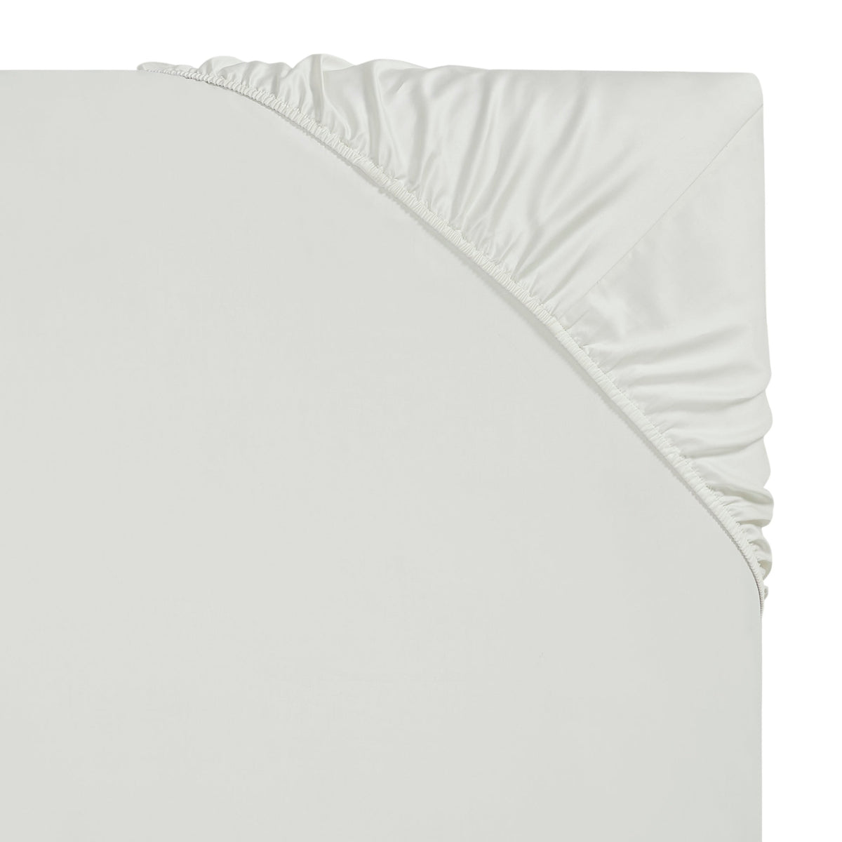 CFT-545-X_1|Solid white 100% cotton fitted sheet with a smooth sateen weave, featuring an elasticized corner for a secure fit.