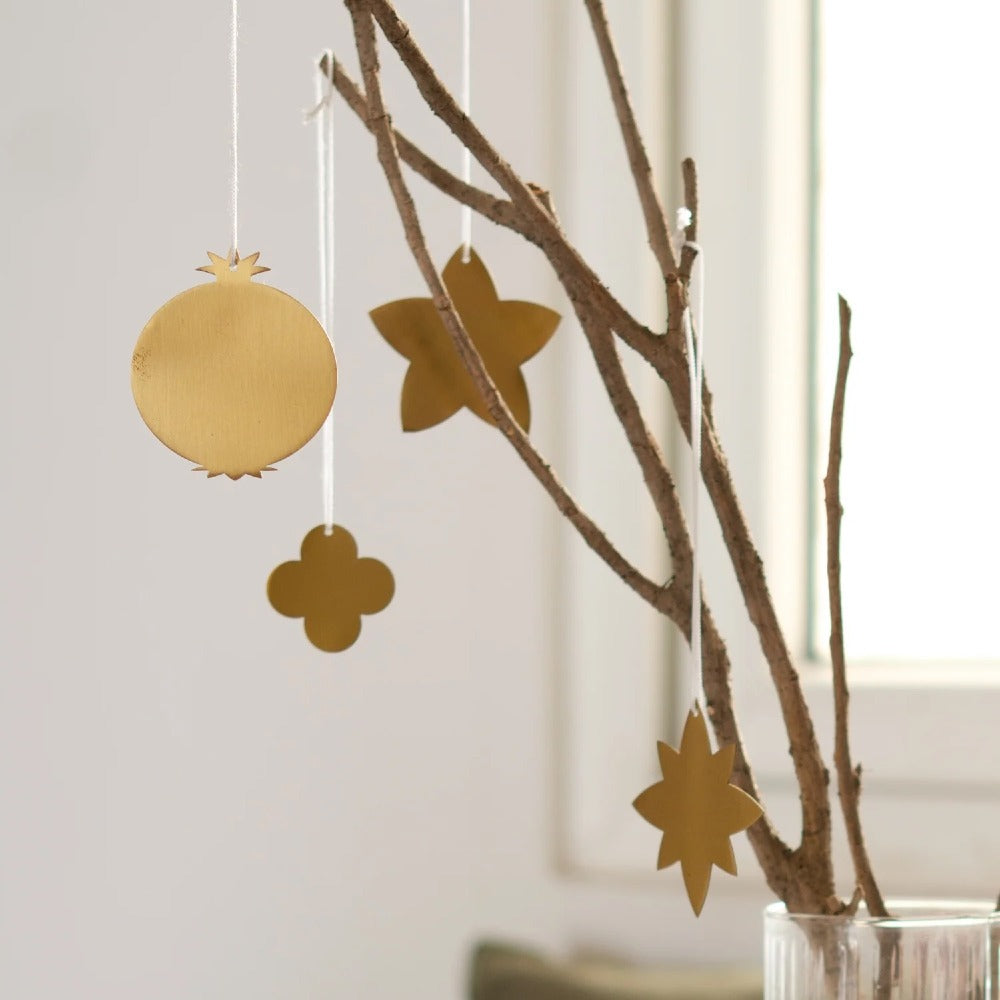 Foliage Brass Ornaments, Set of 7 - Thumbnail 2