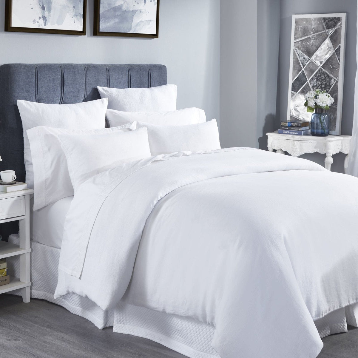 DT-037-9092_2|Crisp white pure cotton duvet cover, perfect for a serene and elegant bedroom. Soft, breathable, hotel-quality bedding.