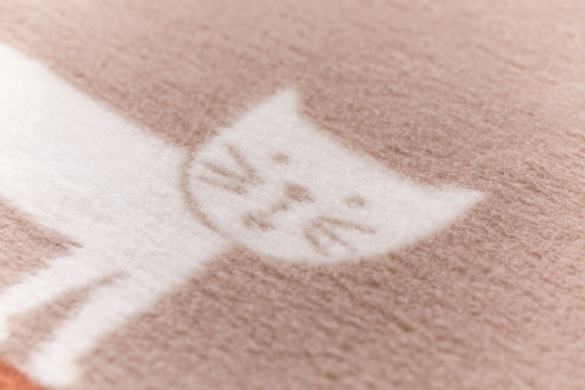 MAJA baby blanket organic "cat" in . Blanket made by David Fussenegger , a family-run mill in Austria.