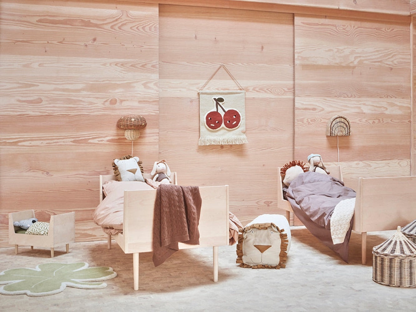 Retro Doll Bed 4