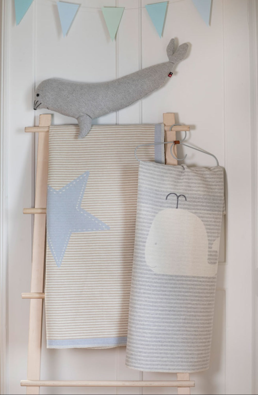 JUWEL baby blanket "whale/stripes" in . Blanket made by David Fussenegger , a family-run mill in Austria.