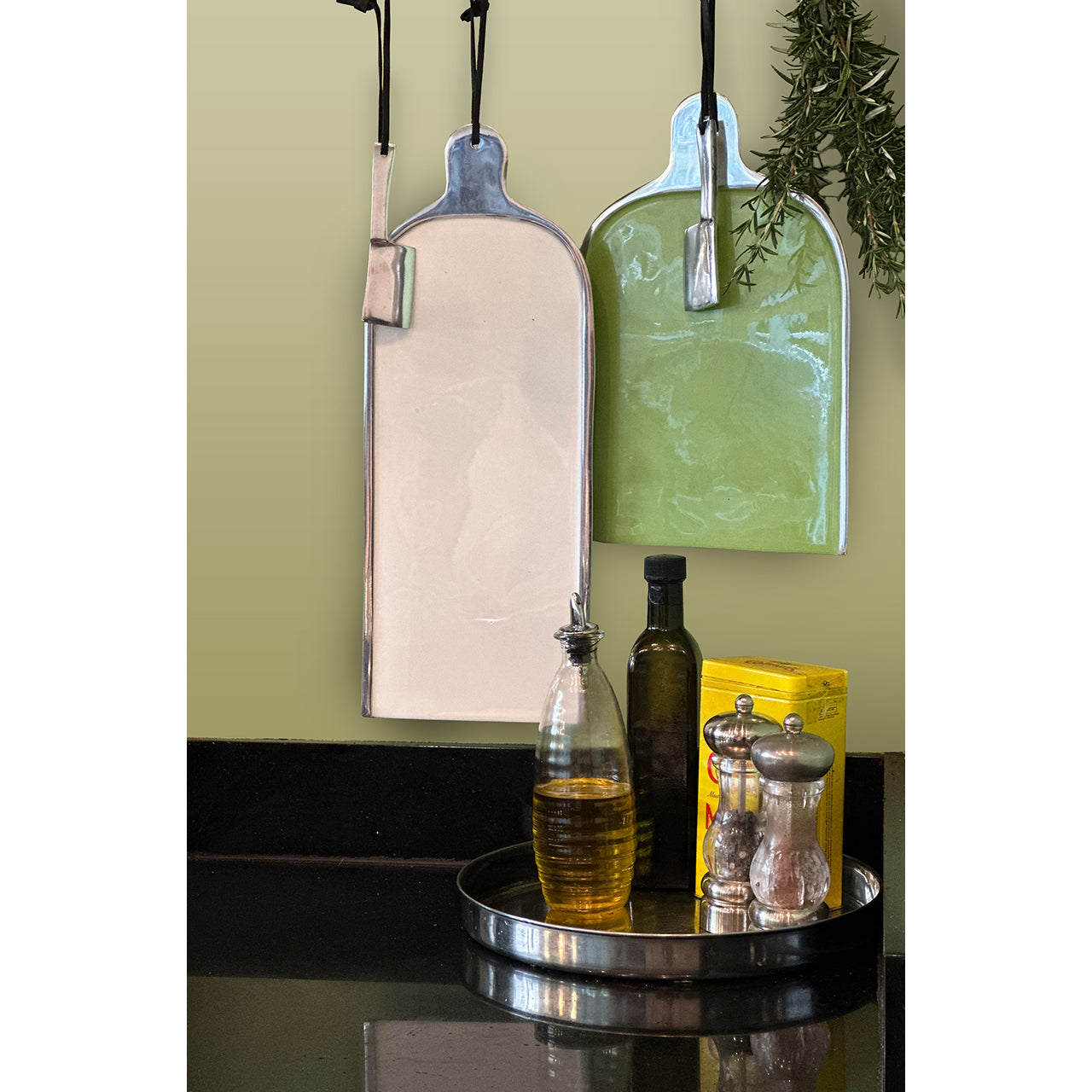 Cheese Paddle with Knife Set - Nima Oberoi Lunares 