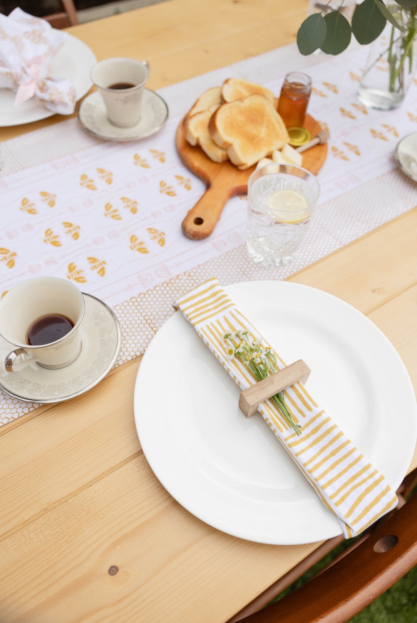 Organic Napkins (set of 4) - Striped, Mustard - The Mended Company