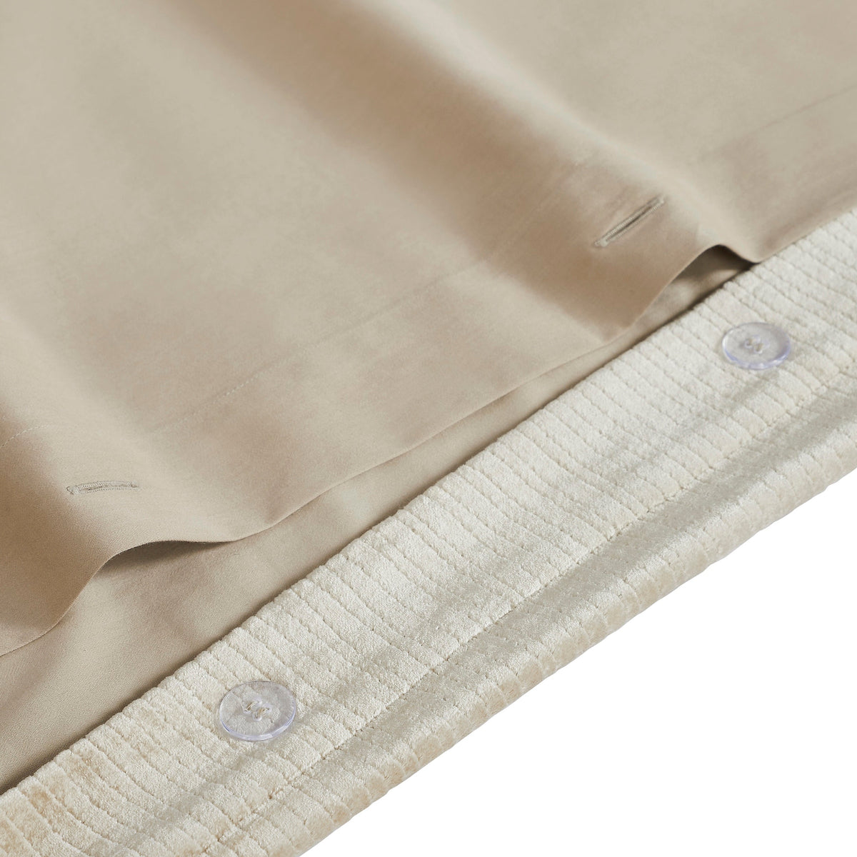 DT-053-10692_8|Detailed view of a beige velvet ribbed duvet cover, highlighting its sturdy button closure for secure, comfortable bedding.