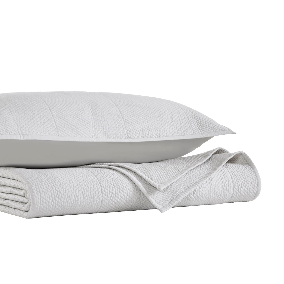 CL-172-9496_9|Elegant light grey chevron quilted coverlet for a cozy bed. Perfect for minimalist and modern bedroom decor.