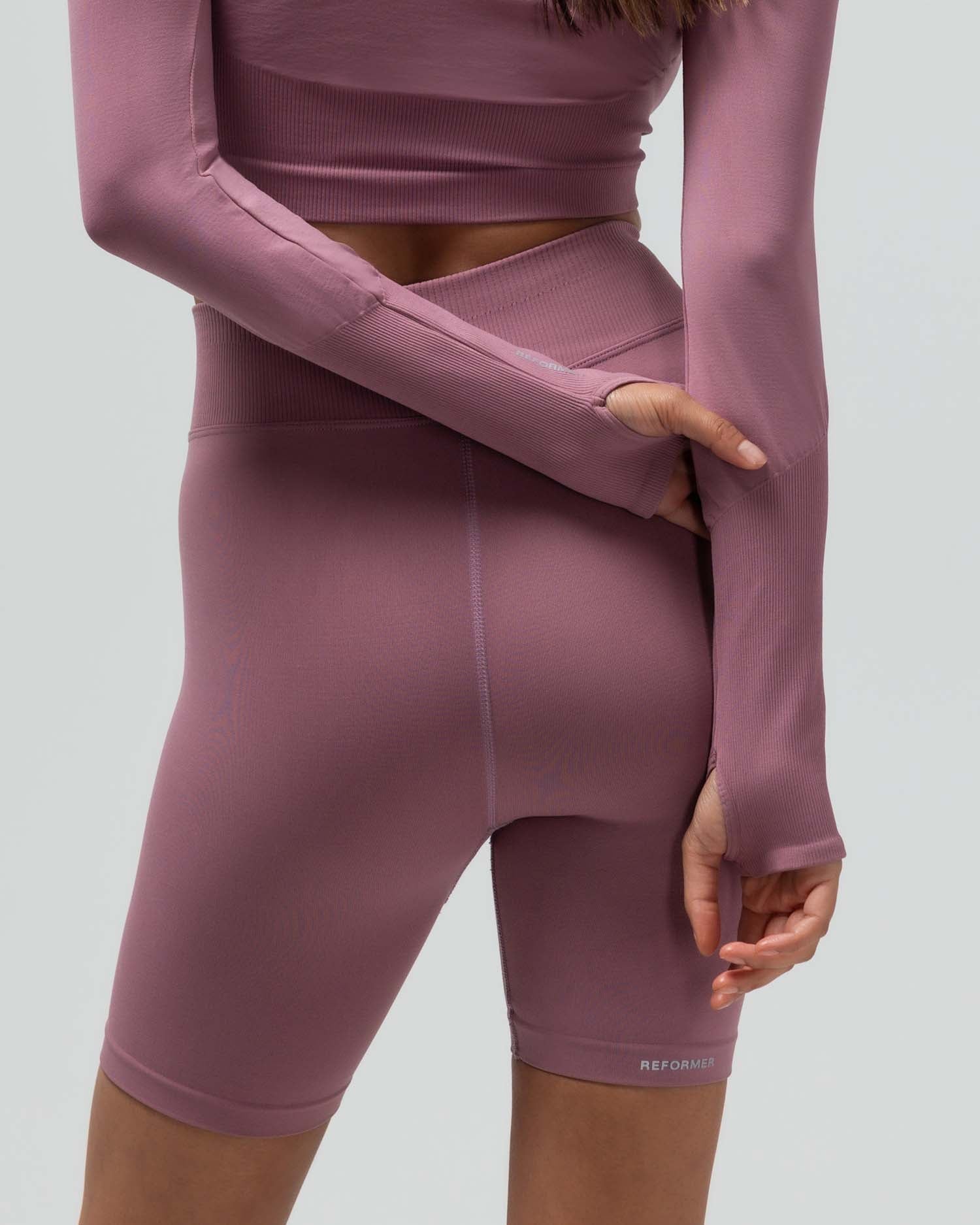 MAUVE