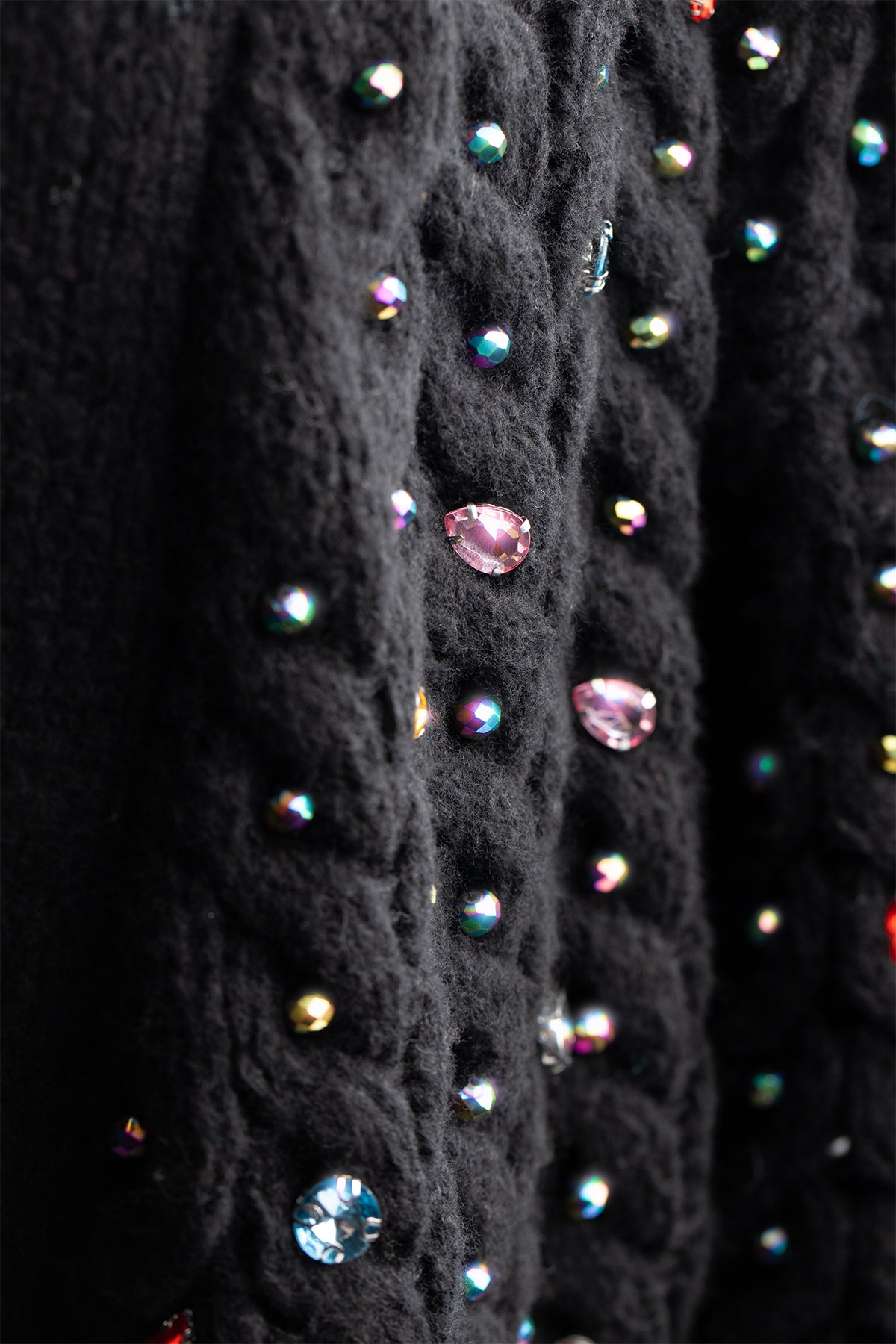 Cable Knit Cardigan Gemstone Pattern - Black