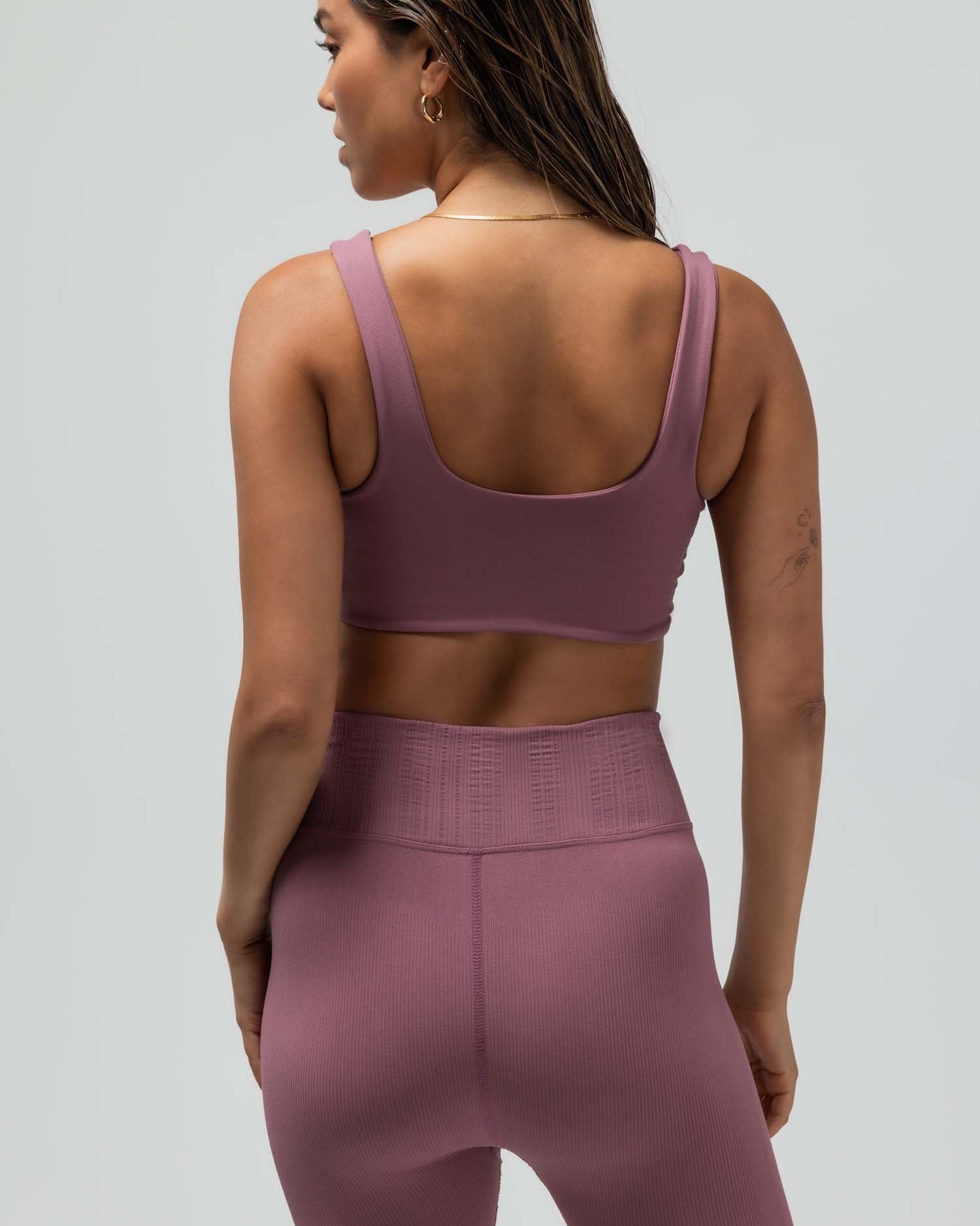 MAUVE