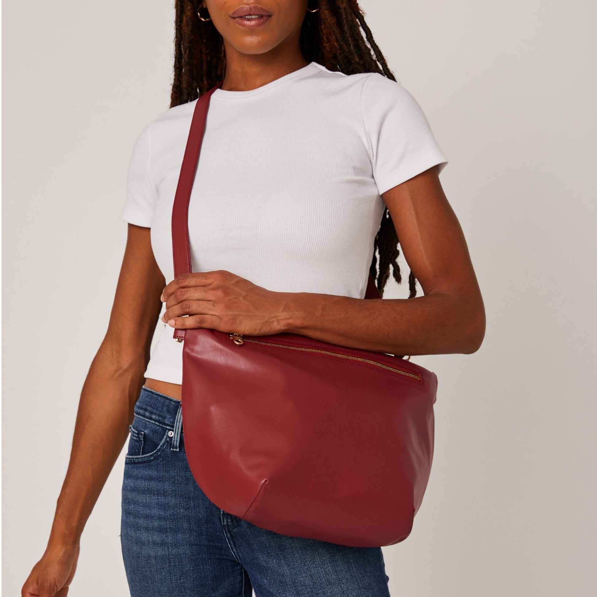 vegan crossbody bag made from apples in wine color