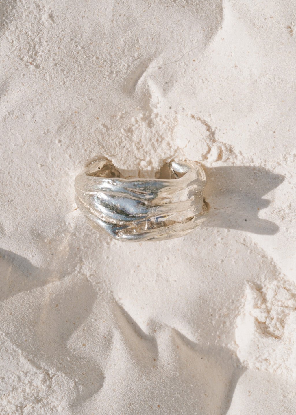 Strata Silver Band Ring - Dea Dia