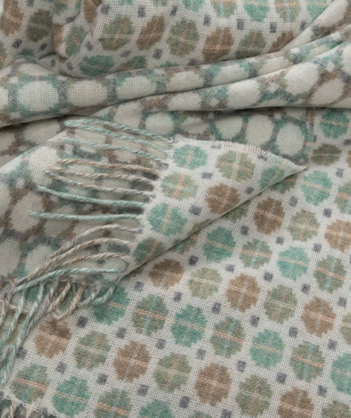 Southampton Home Merino Wool Medallion (Mint)-Throws and Blankets-[bar code]-Prince of Scots