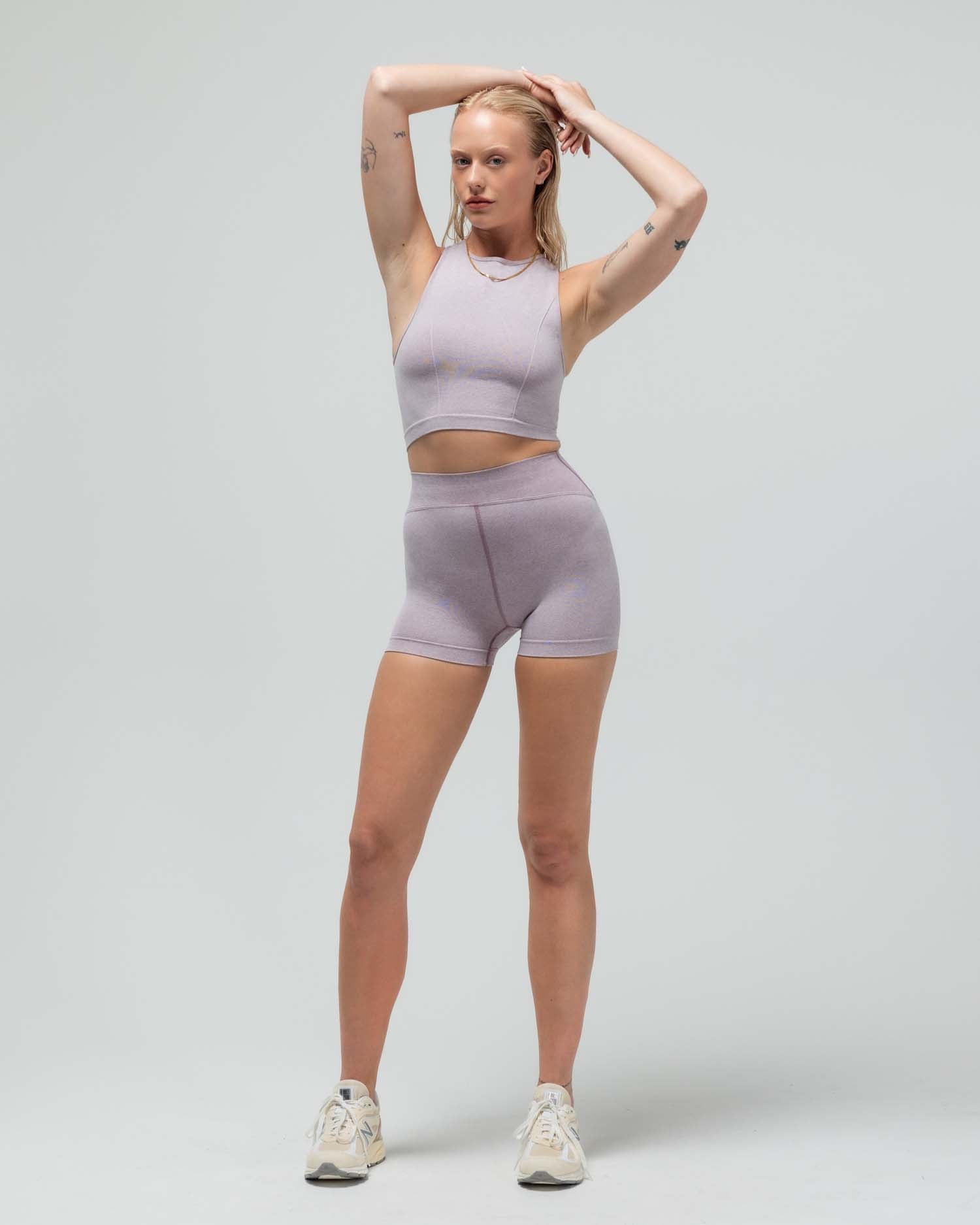 MAUVE