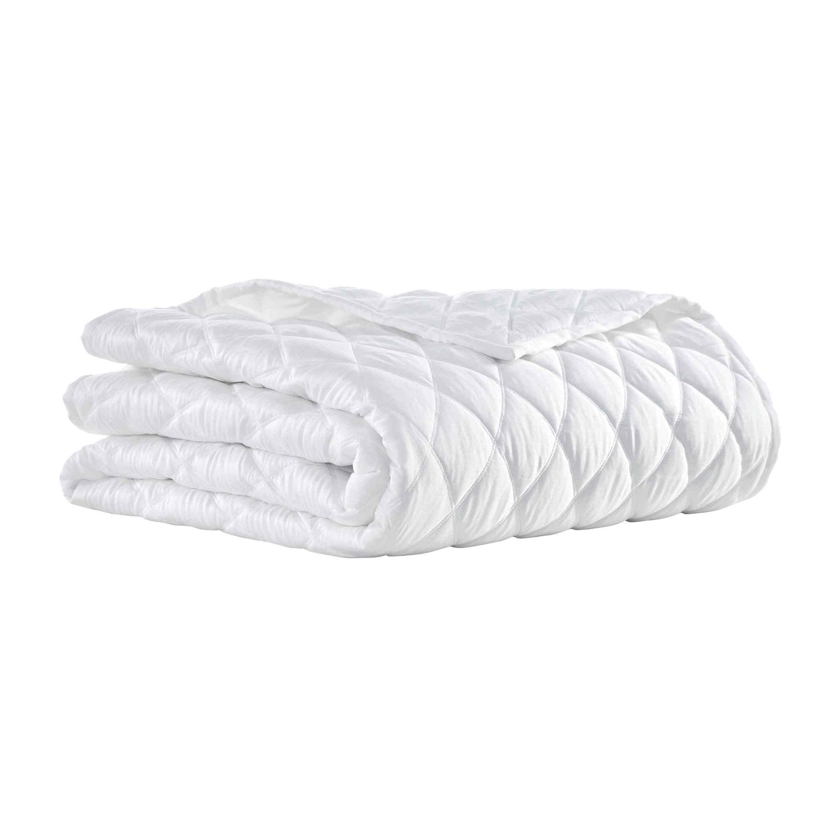 CL-179-9496_6|Neatly folded white diamond-quilted coverlet, showcasing its elegant texture and design. Ideal for stylish bedding.