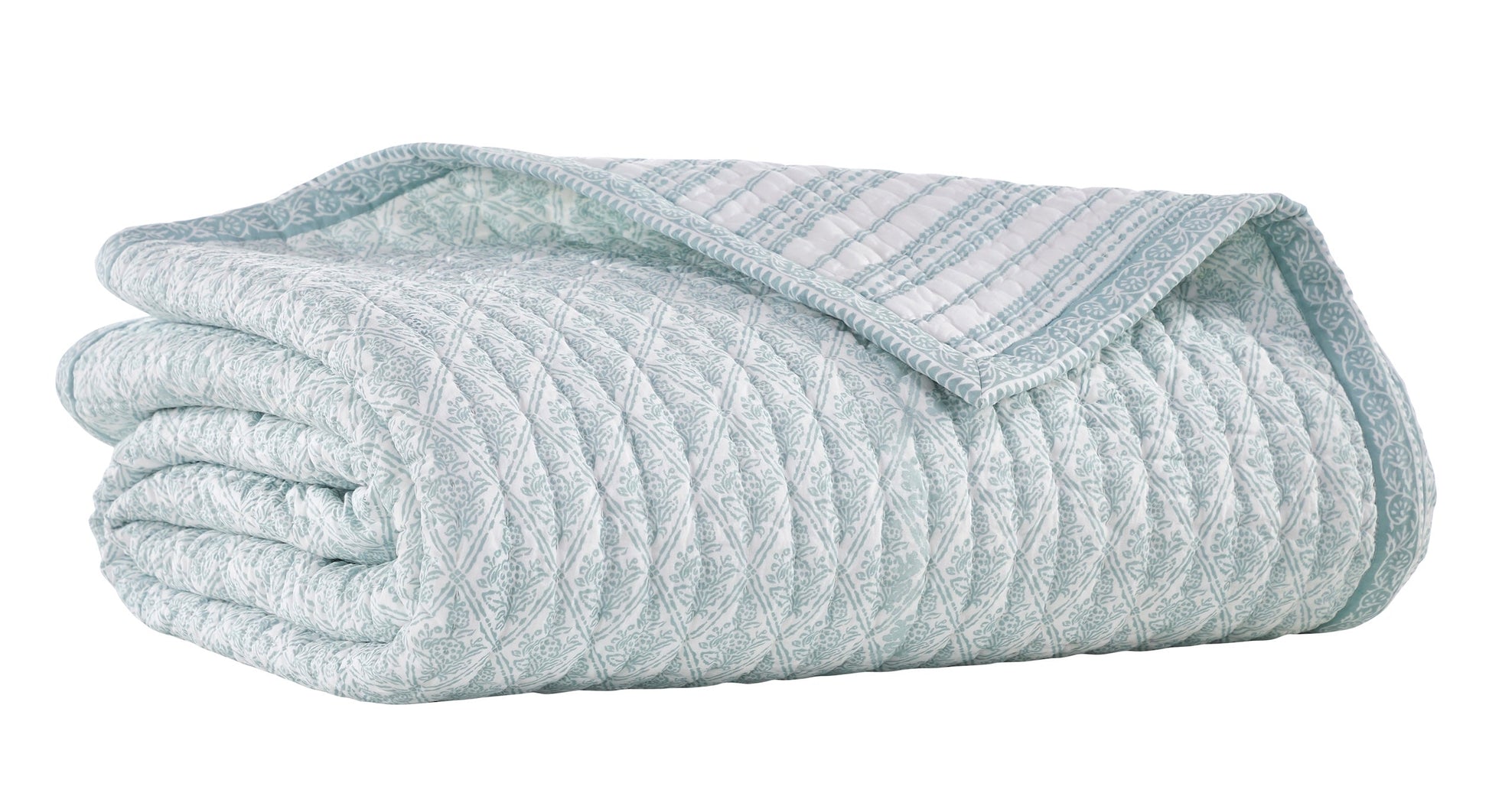 QT-347-11096_7|Beautifully rolled blue floral print quilt, perfect for adding an elegant touch and soft quilted comfort to any bedroom.