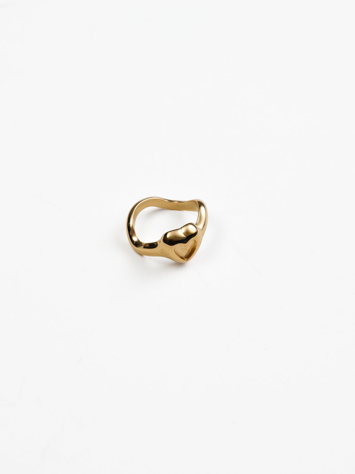 Betsy Heart Ring in 14k recycled gold vermeil, view 3