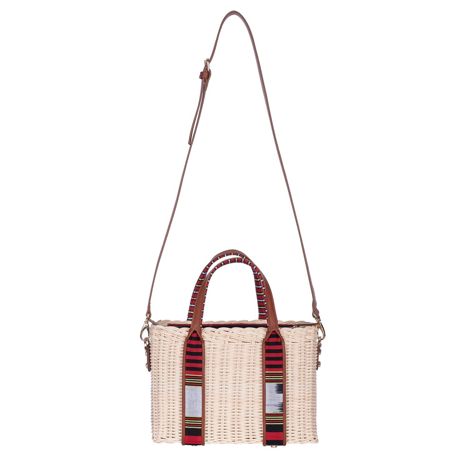 Purki can be worn as a handbag and shoulder bag