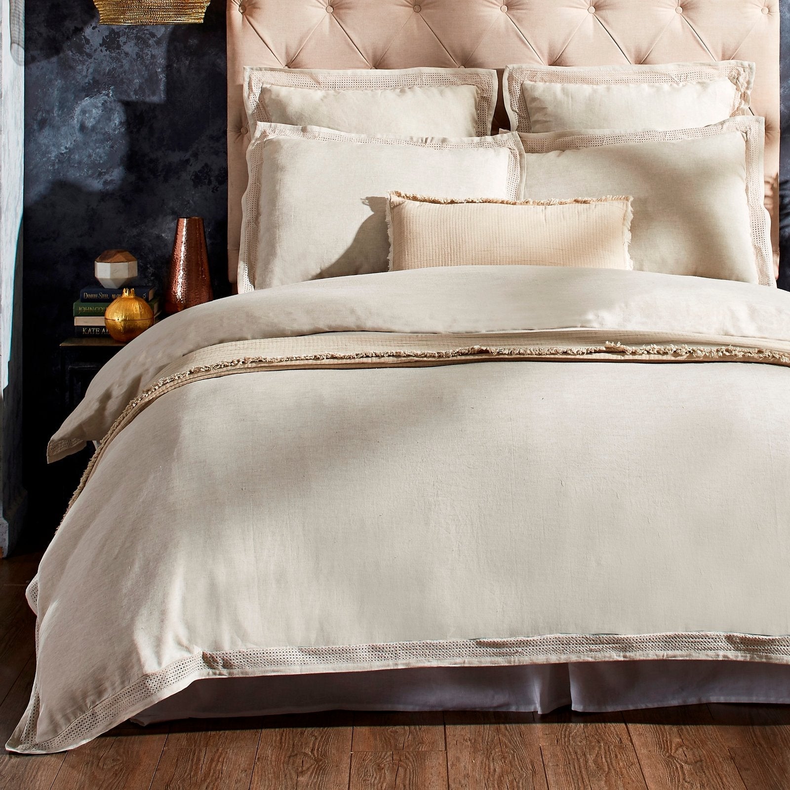 DT-021-9092_1|Luxury cream linen duvet cover with elegant fringe trim, perfect for a cozy bedroom aesthetic, queen/king size.