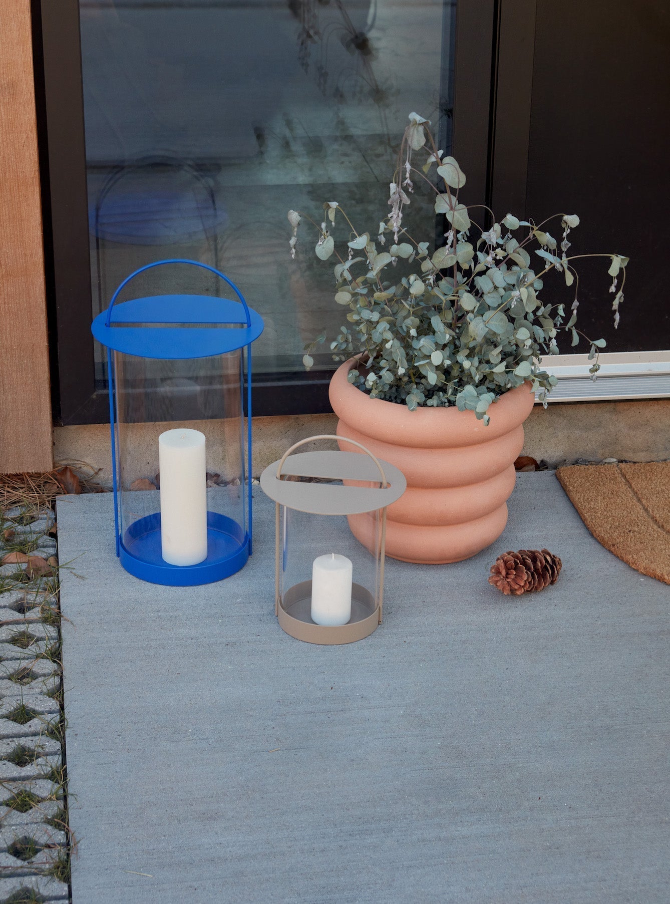 Maki Lantern Large In Optic Blue 4