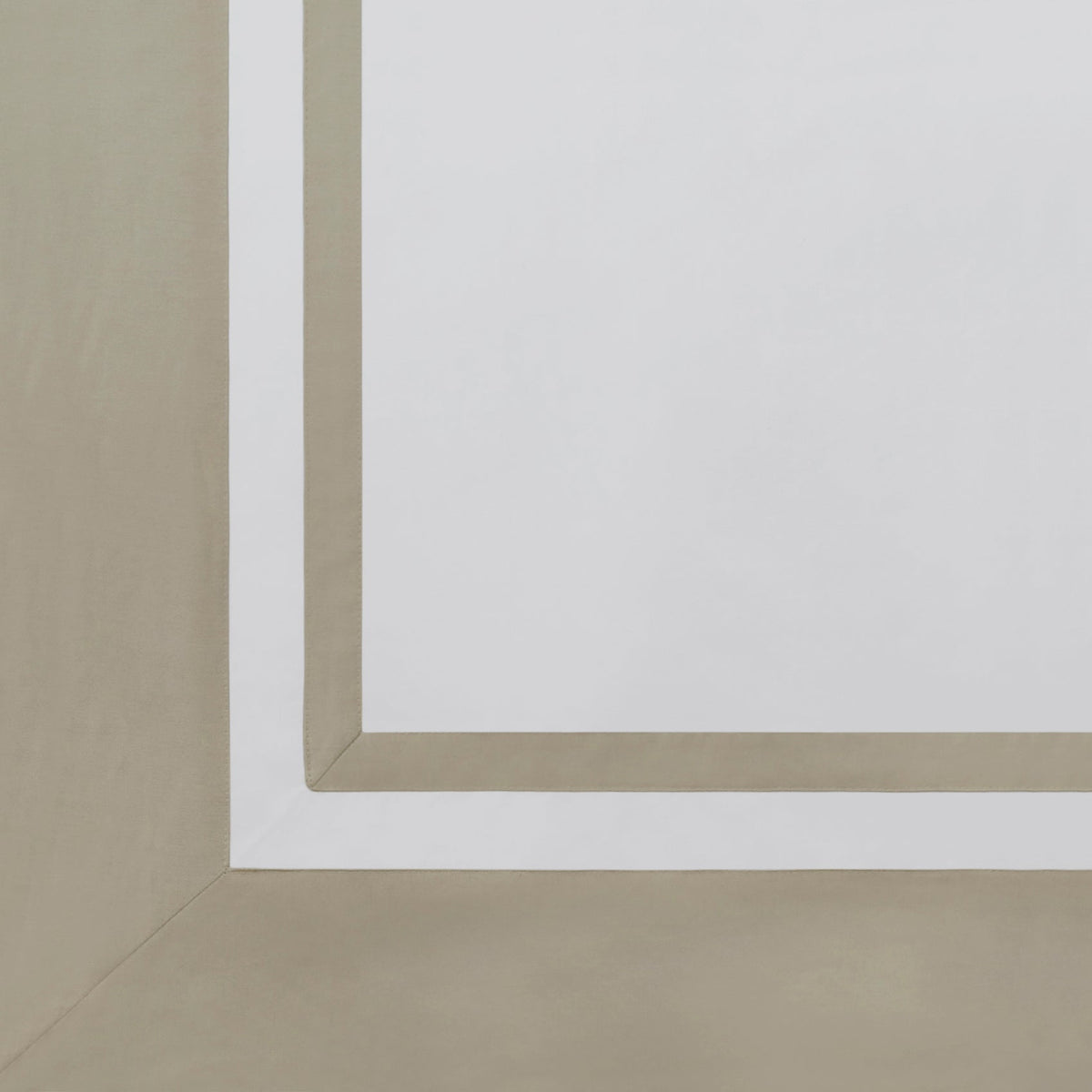 AKP-542-2040_5|Close-up of a white 100% cotton sateen flat sheet with a wide olive green border and a thinner white inner border.