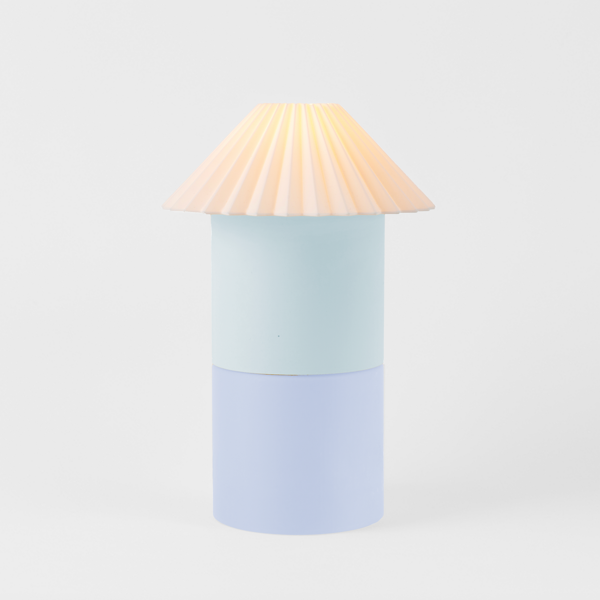 Cici Lamp – Large in Periwinkle by Nella Home – colorful, modular, stackable table lamp
Cute aesthetic colorful lamp for dopamine decor lovers
Modular, Scandinavian style modern lighting in Periwinkle – sustainable PLA table lamp
Two-toned Color-block home decor – Periwinkle Cici Large