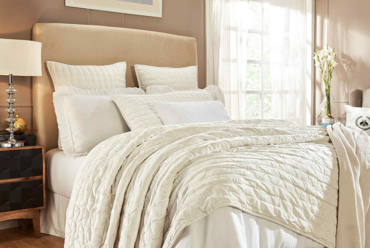 QT-311-X_1|Elegant bedroom decor featuring a comfortable bed with white bedding, stylish headboard, modern nightstand, and soft lighting.