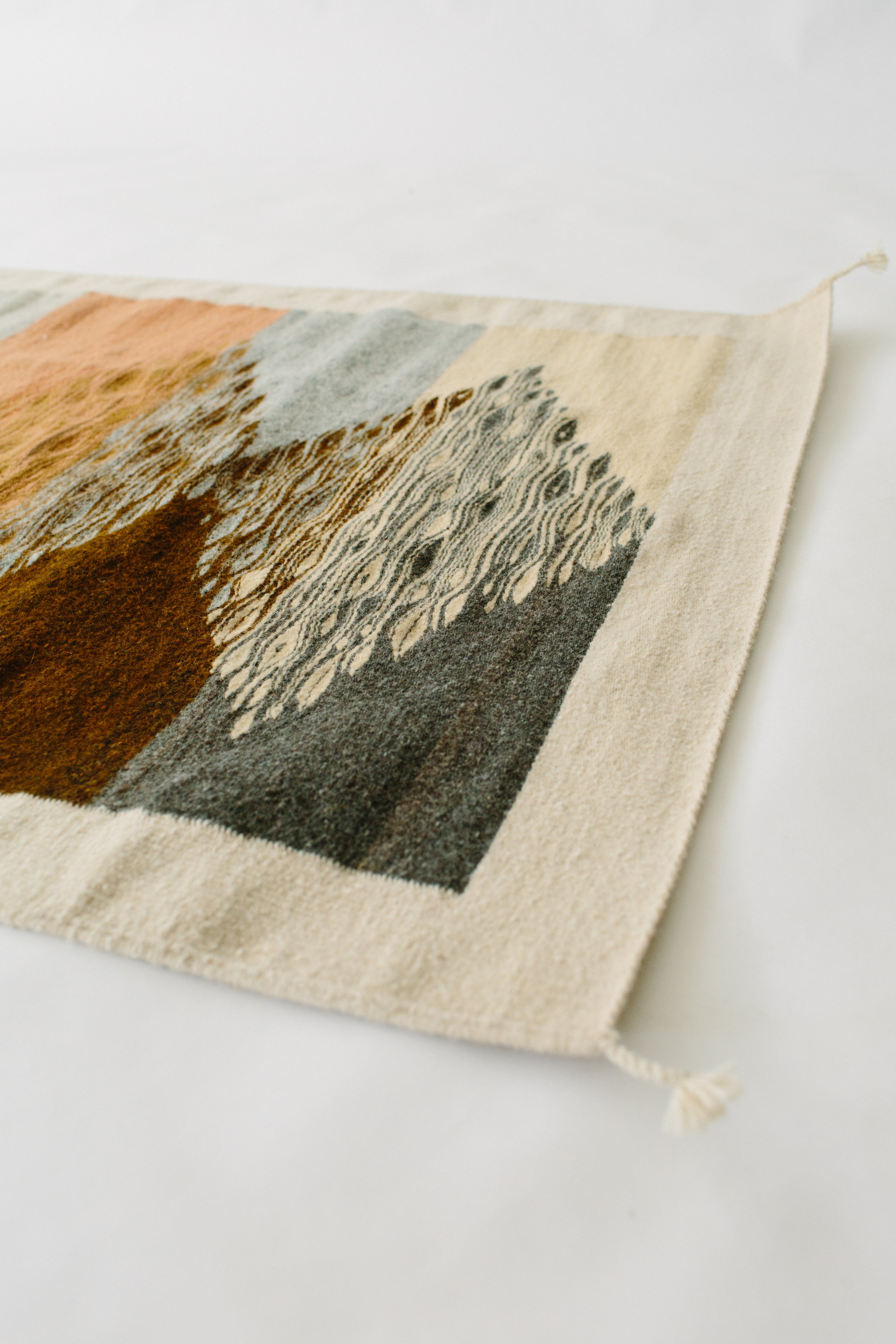 LOOM Imports Rug № 49