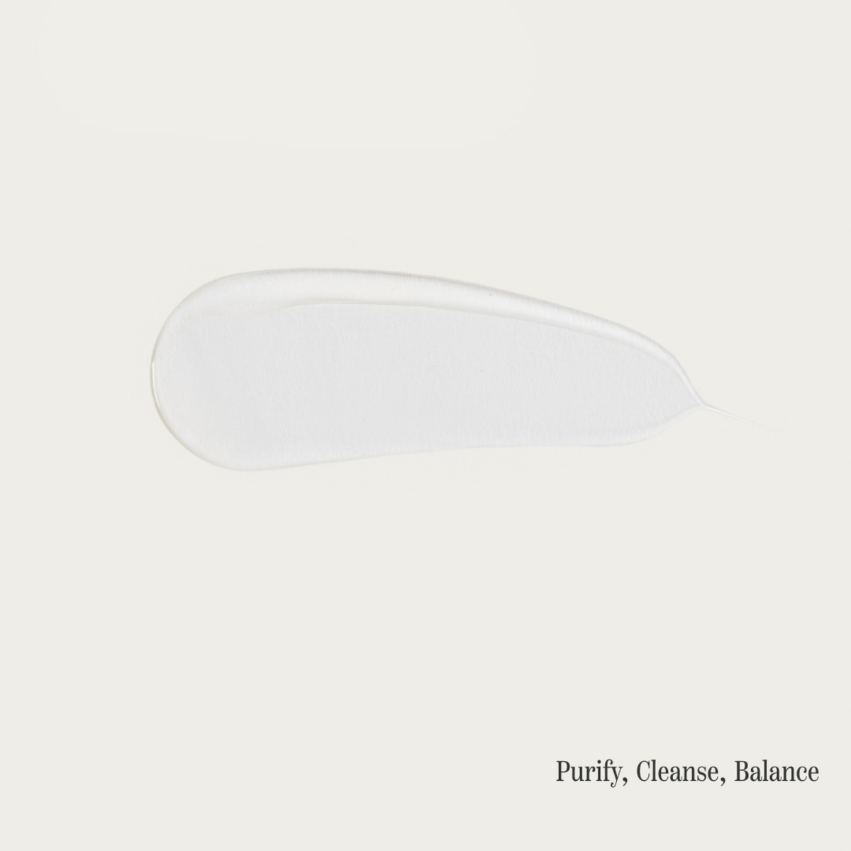 Côte Beauty Nourishing Daily Shampoo Non-Toxic Sulfate-Free Hair Cleanser smear.