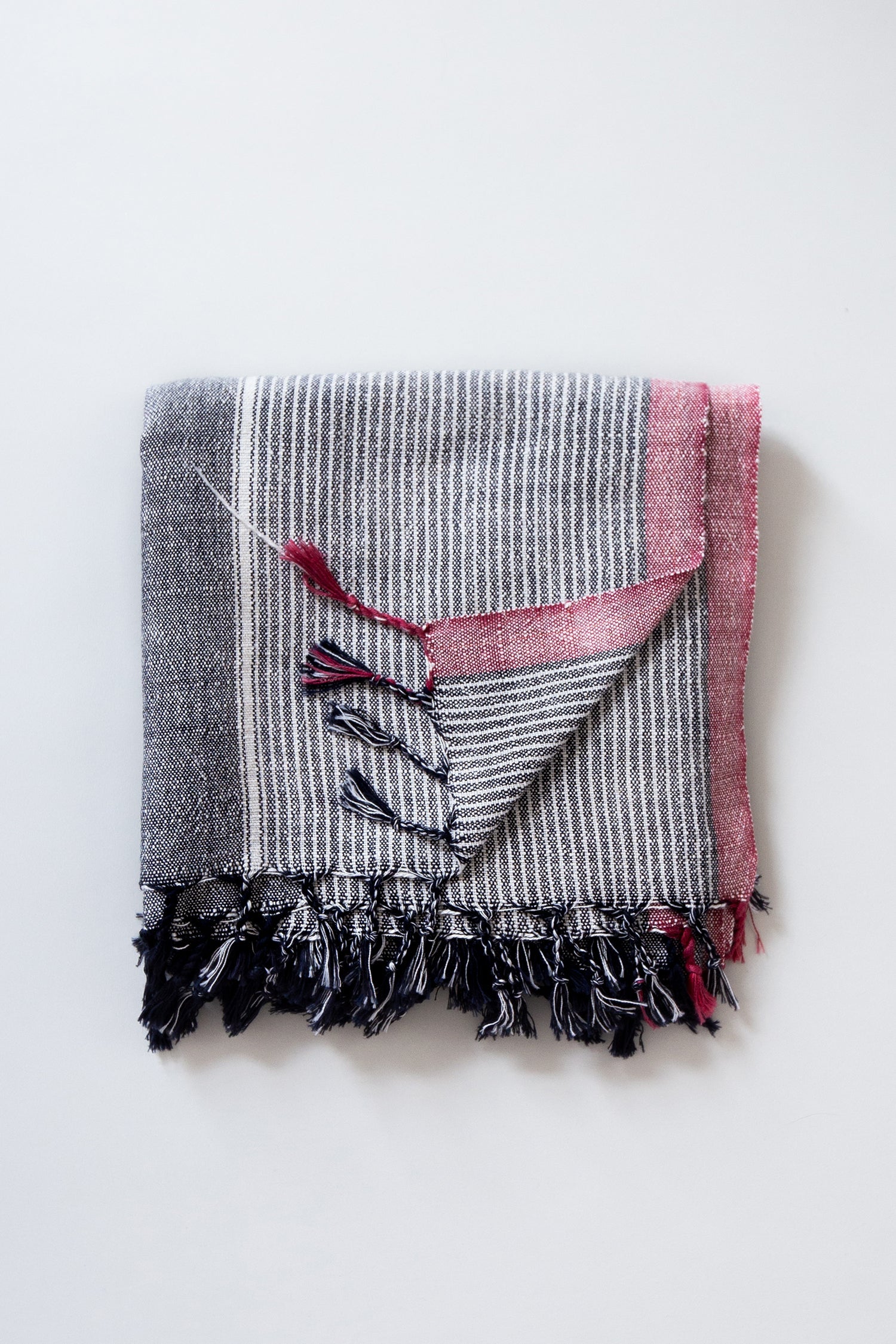 home and loft charcoal tribeca 100% turkish cotton towel