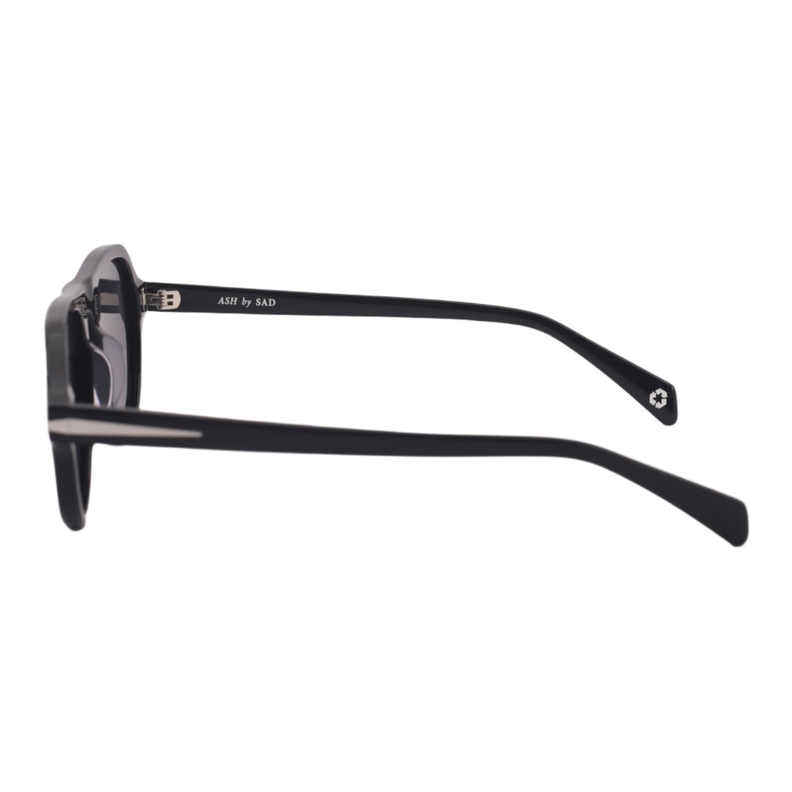 SAD Eyewear Ash premium square sunglasses in black with polarized UV protection lenses