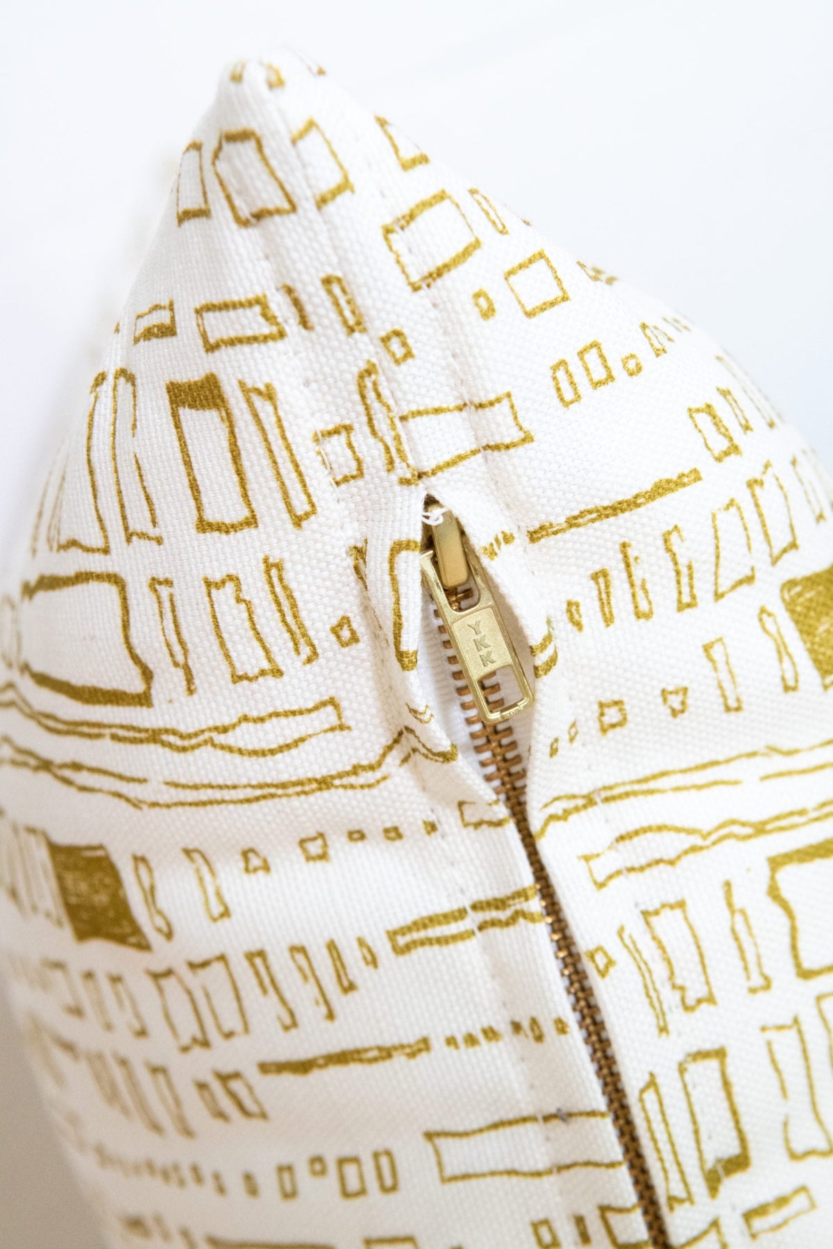 Capistrano in Halcyon 18" x 18" Pillow - at300nelson