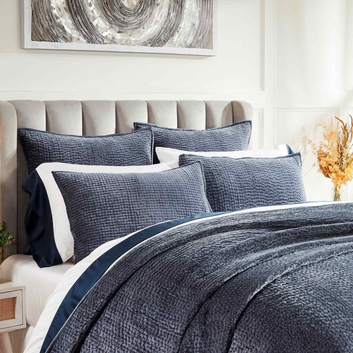 CL-183-11898_2|Close-up of light gray textured cotton coverlet, soft quilted fabric for luxurious and comfortable bedding. (118 chars)