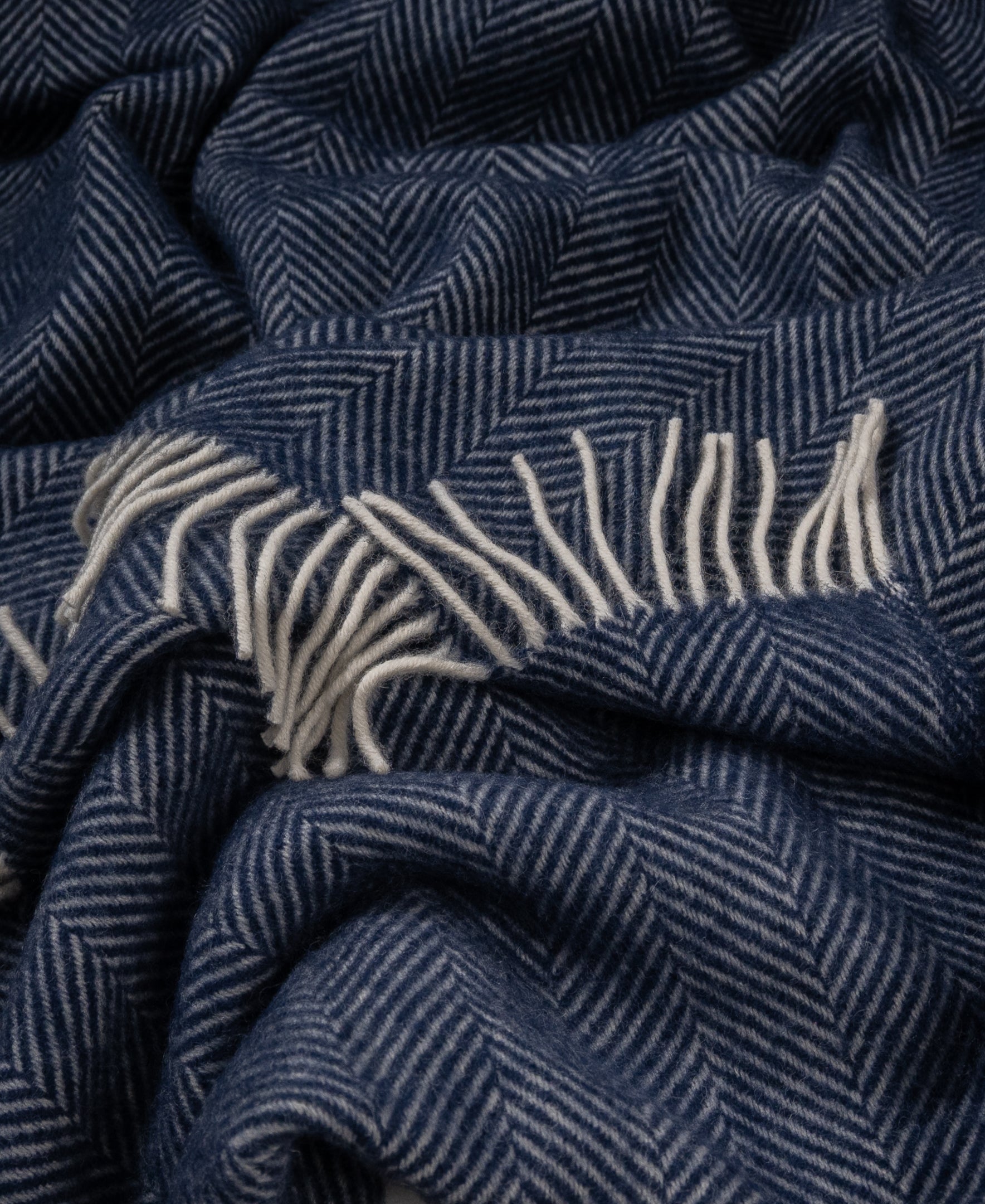 Highland Tweeds Herringbone Pure New Wool Throw ~ Navy/White ~-Throws and Blankets-[bar code]-Prince of Scots