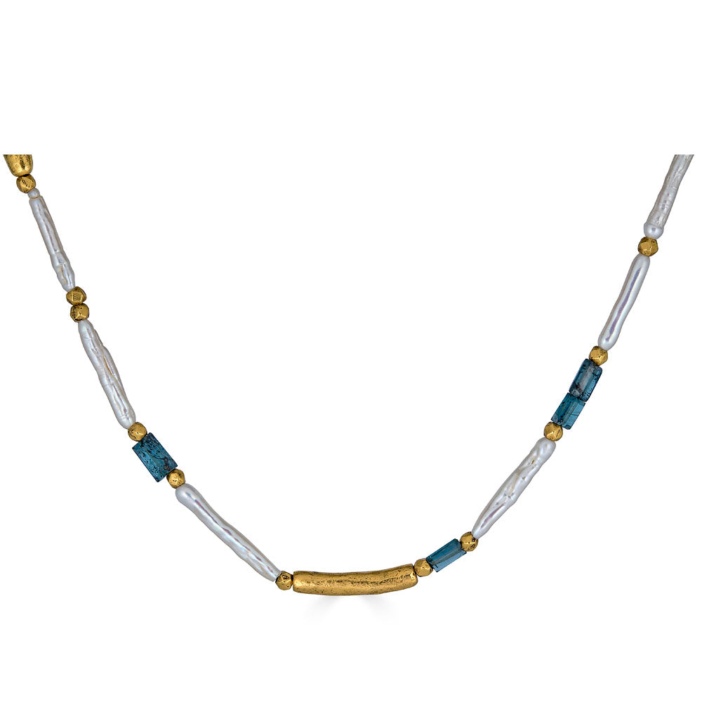 Necklace with Biwa pearls, blue kyanite stones, and gold-toned beads