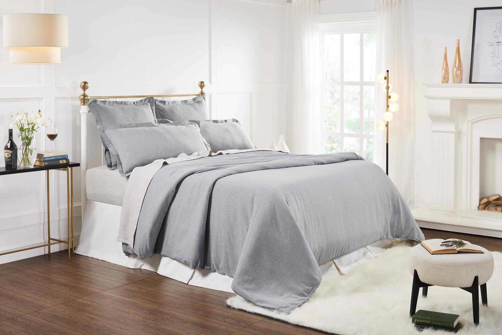 DT-024-9092_3|Light grey textured duvet cover set for modern bedroom decor. Soft, neutral bedding ensemble with matching shams.
