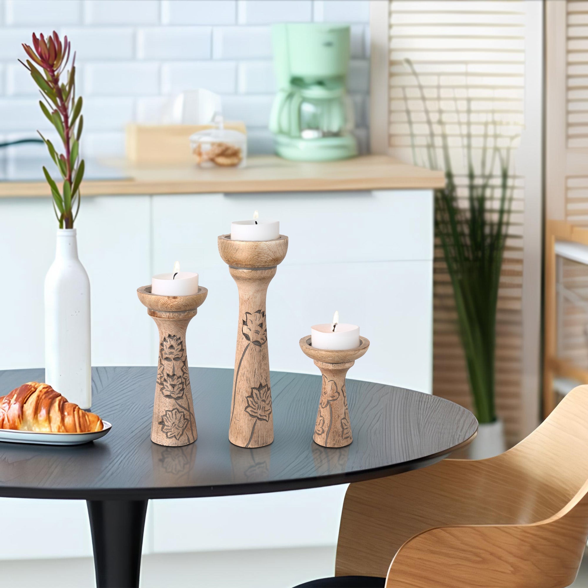 Lotus Vine Natural Pillar Candleholder Set - Thumbnail 3