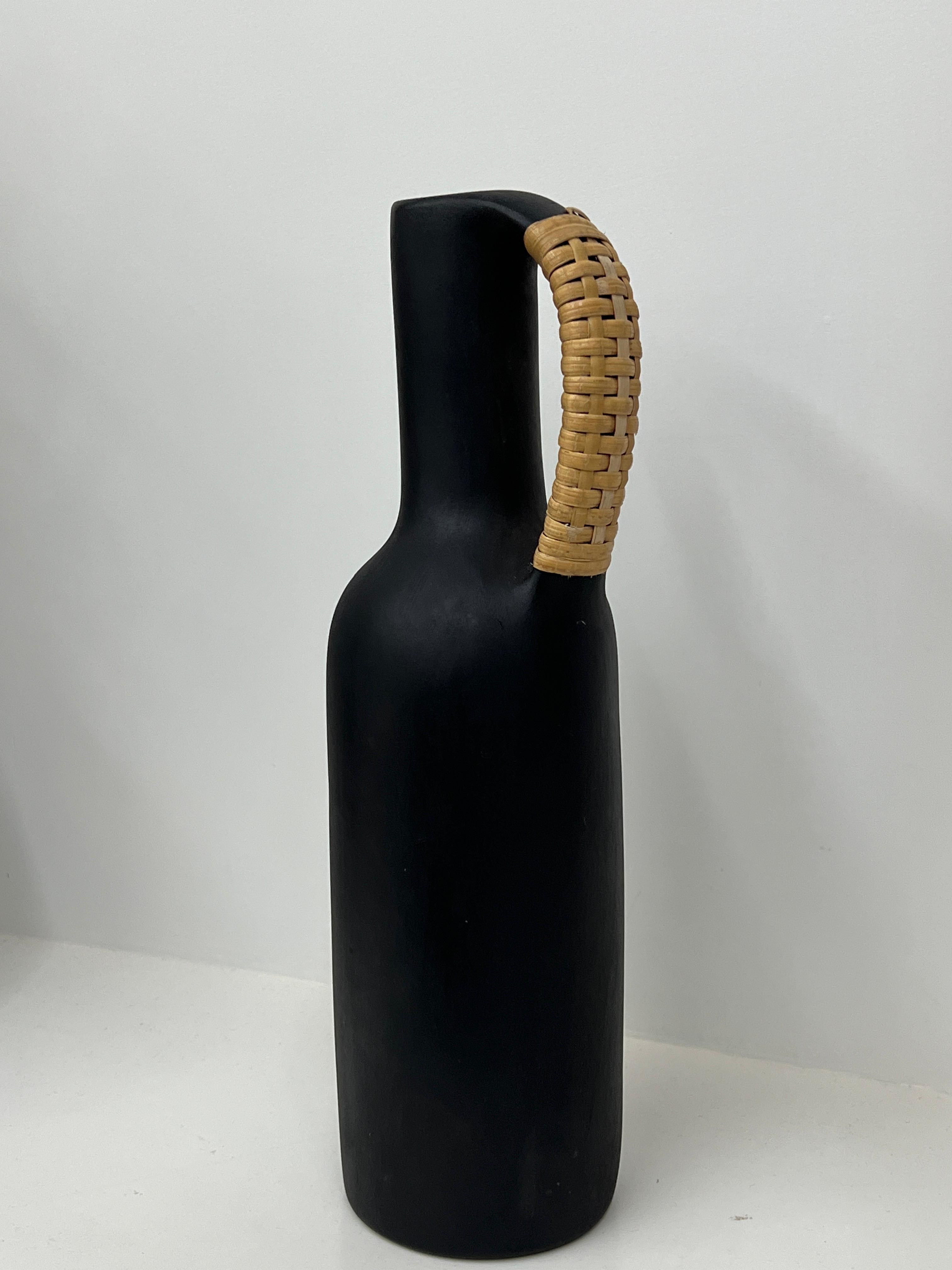 Longpi Black Stone Pottery Vase With Wicker Handle