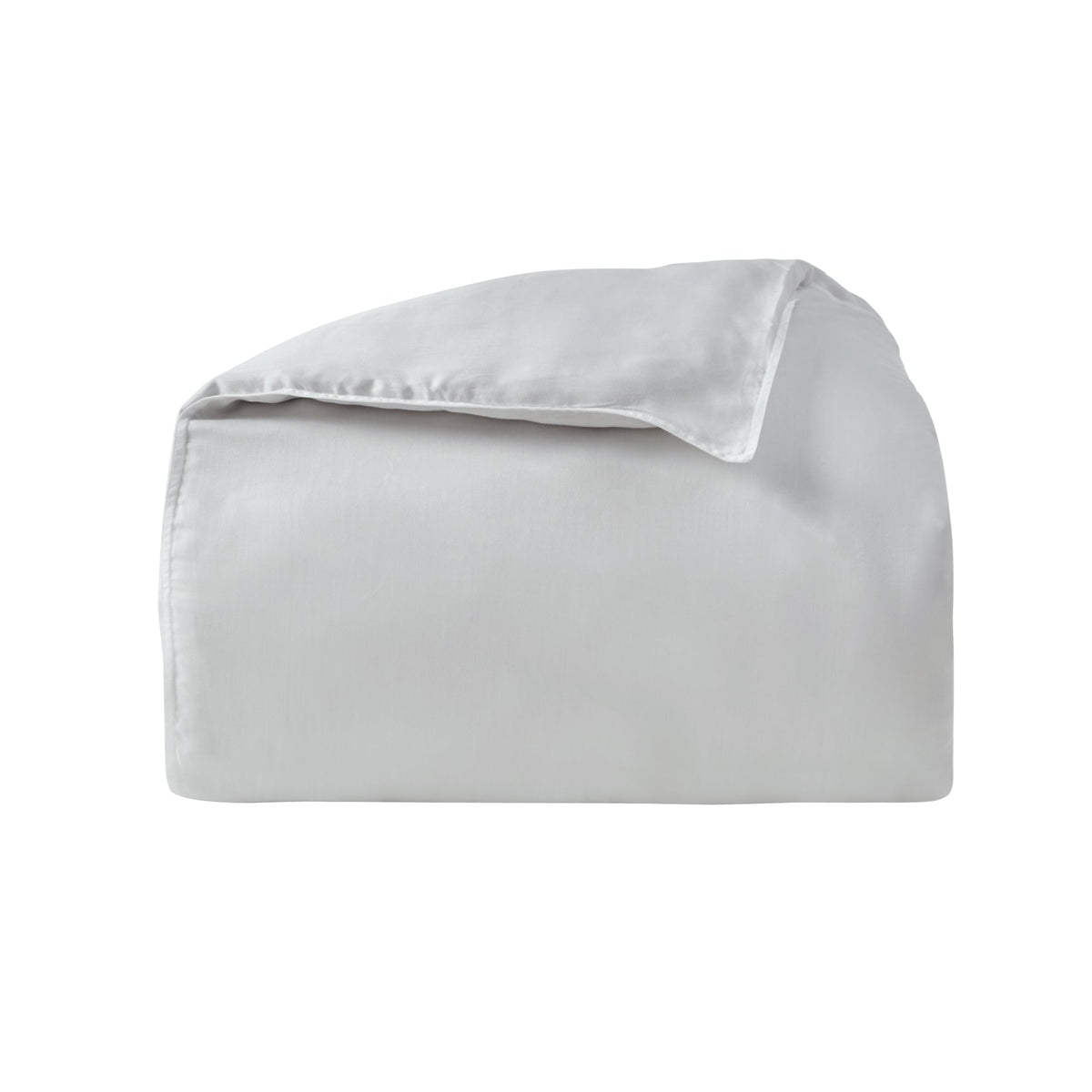 DT-047-9092_5|Neatly folded white duvet cover, showcasing its smooth texture and clean design, ready to elevate any bedroom.