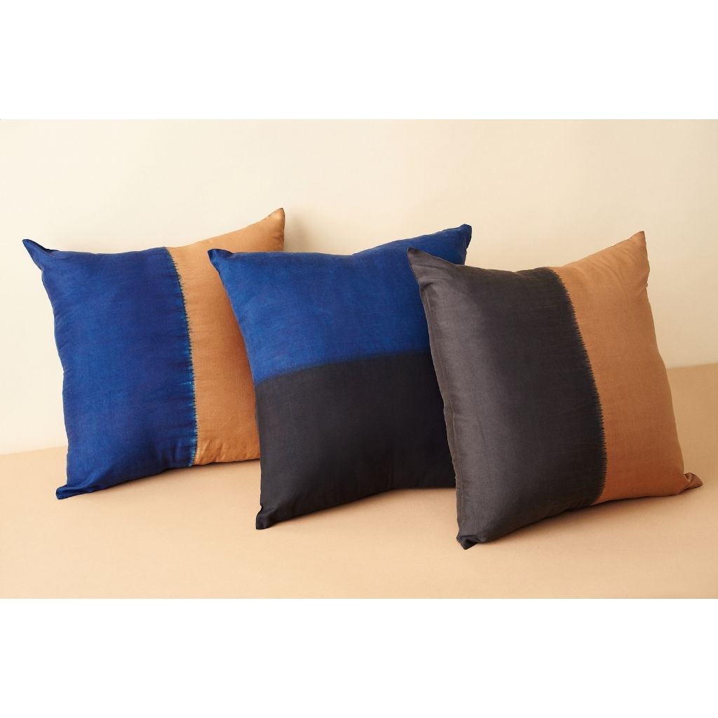 Aakar Mor Color Block Mulberry Silk Pillow - Thumbnail 4