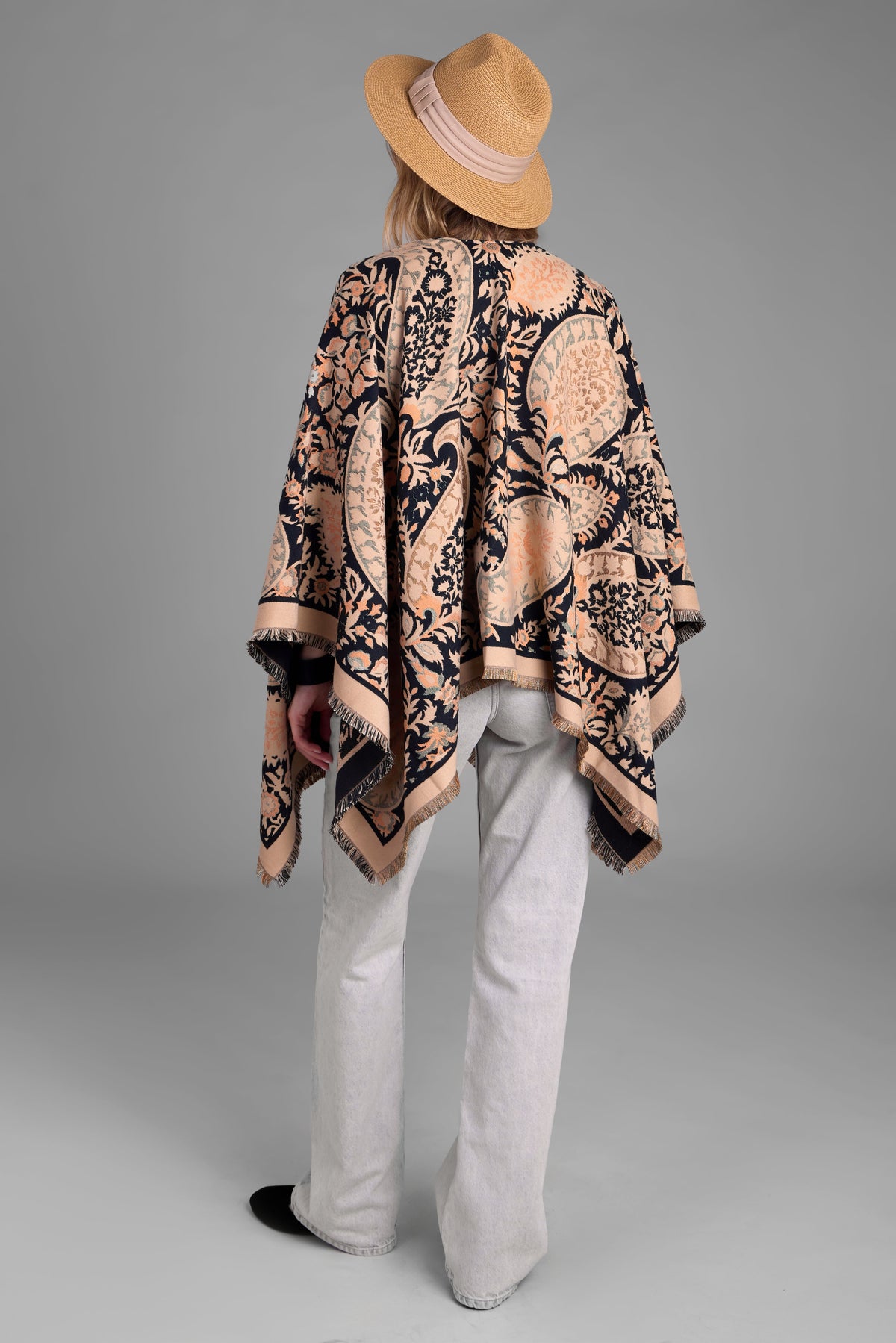 Paisley Reversible Ruana - Beige