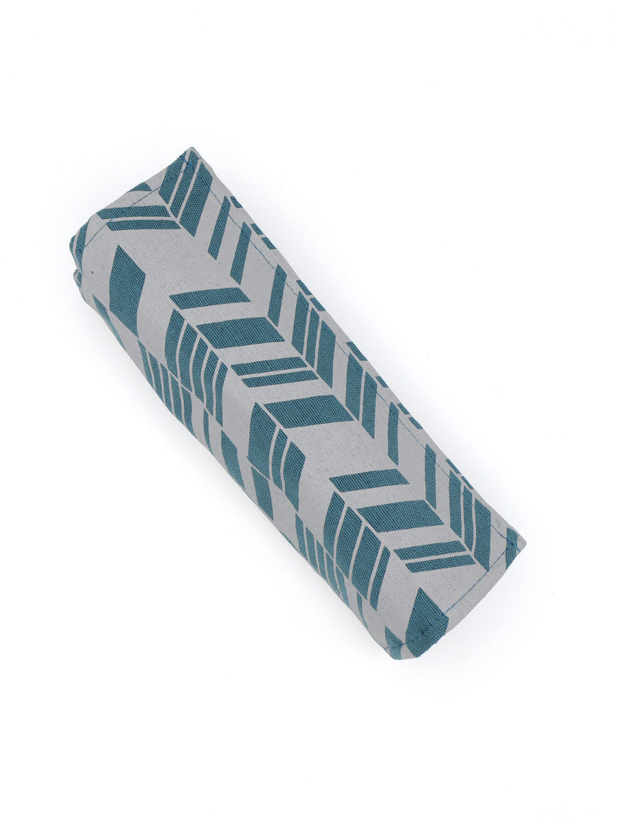 Jewelry roll that holds a lot of jewelry | Fair Anita