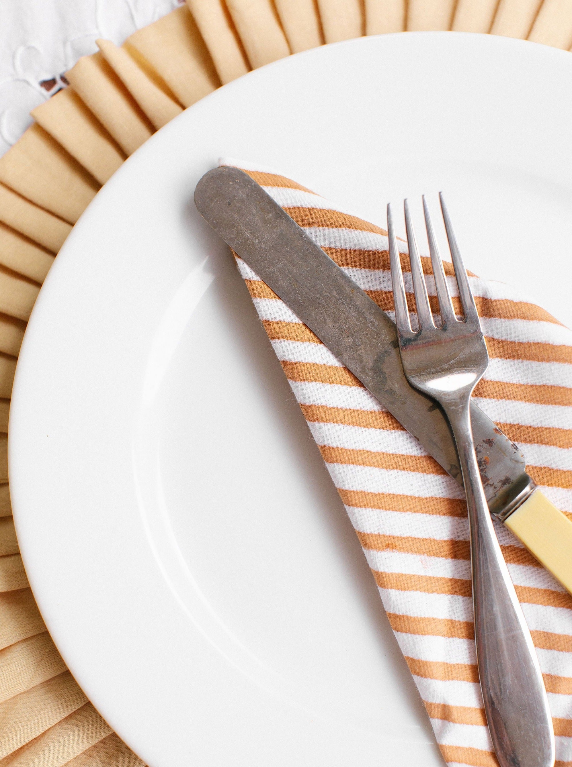 Marigold Circle Placemat - Thumbnail 2