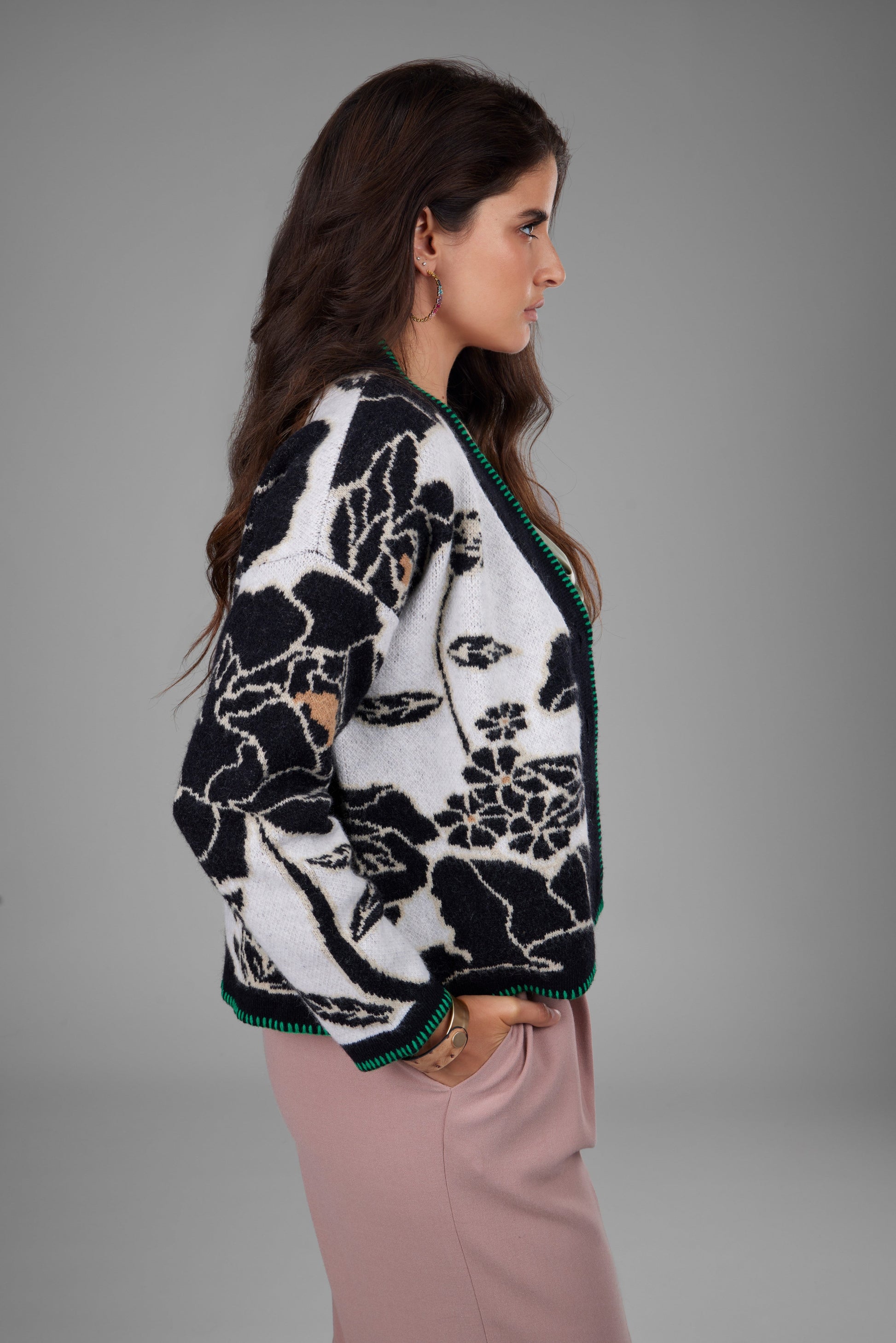 Abstract Floral Button Cardigan - White And Black