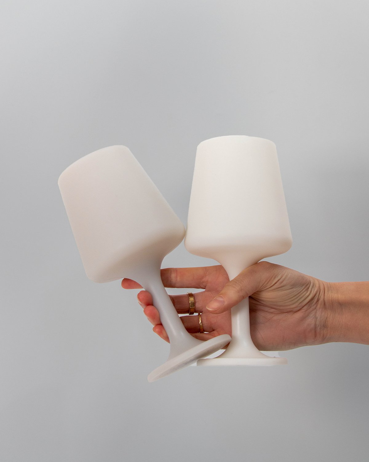 blanc + dove | swepp | silicone unbreakable wine glasses - porter green | style + sustainability