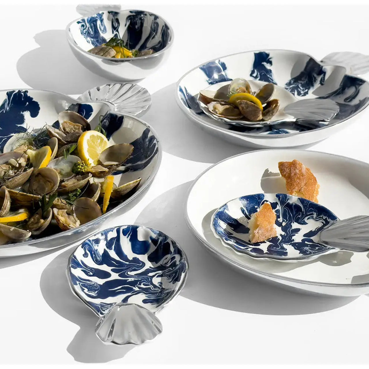 LA MAR Salad Bowl - Nima Oberoi Lunares 